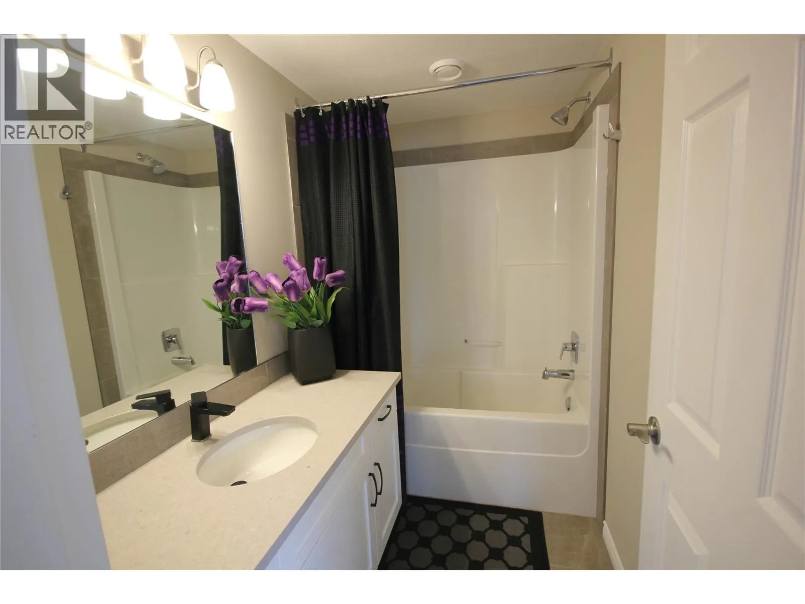 3388 SKAHA LAKE Road Unit# 707
