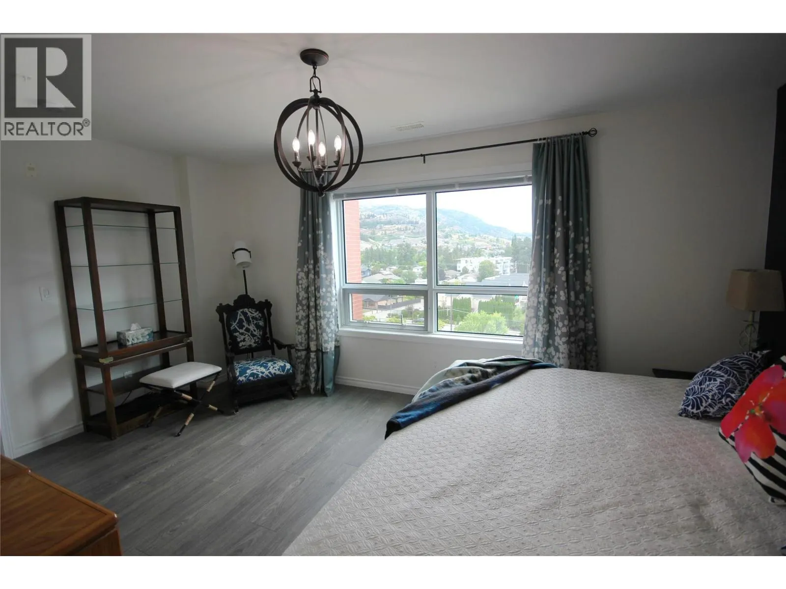 3388 SKAHA LAKE Road Unit# 707