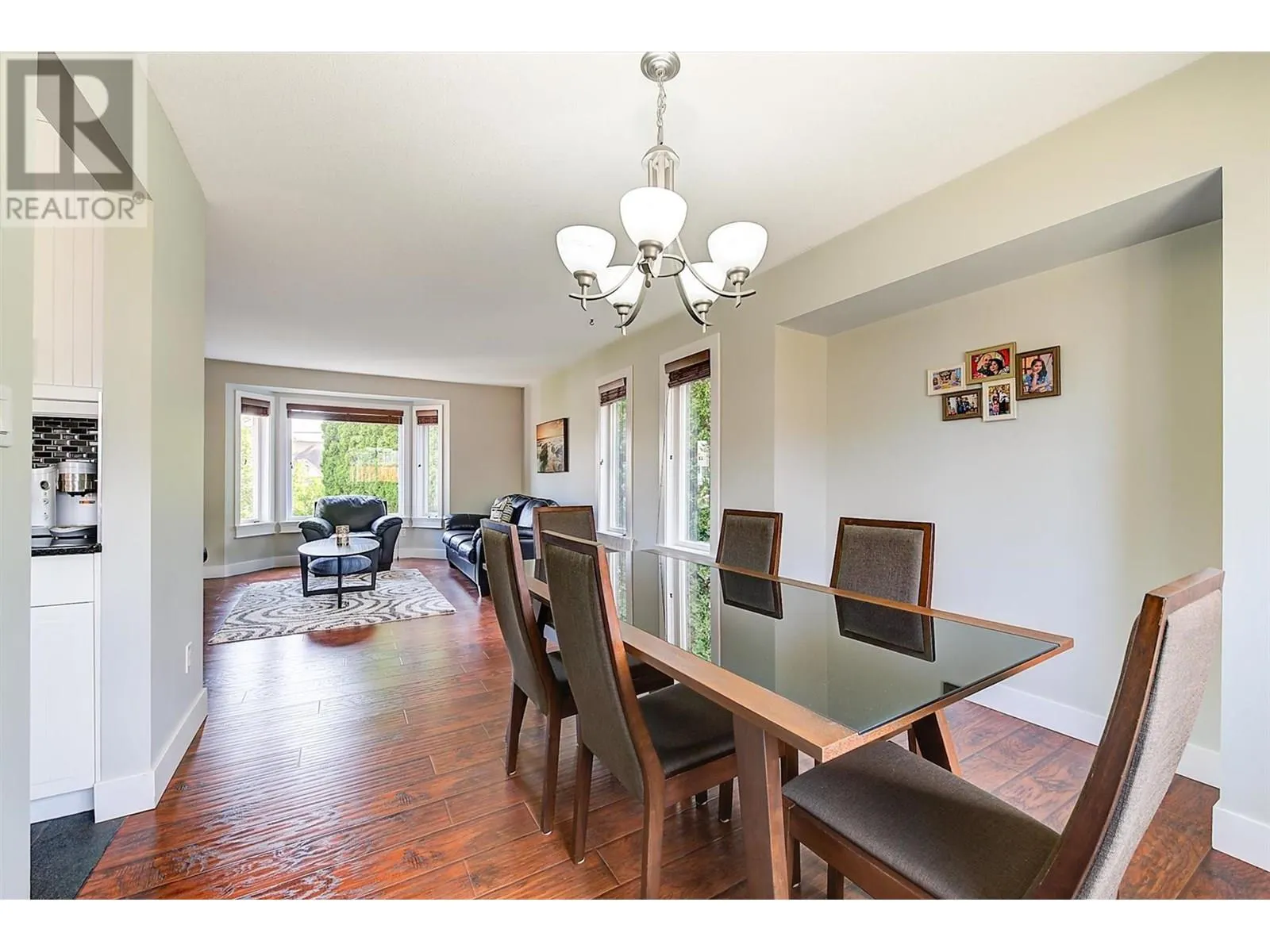 3236 Stonegate Court