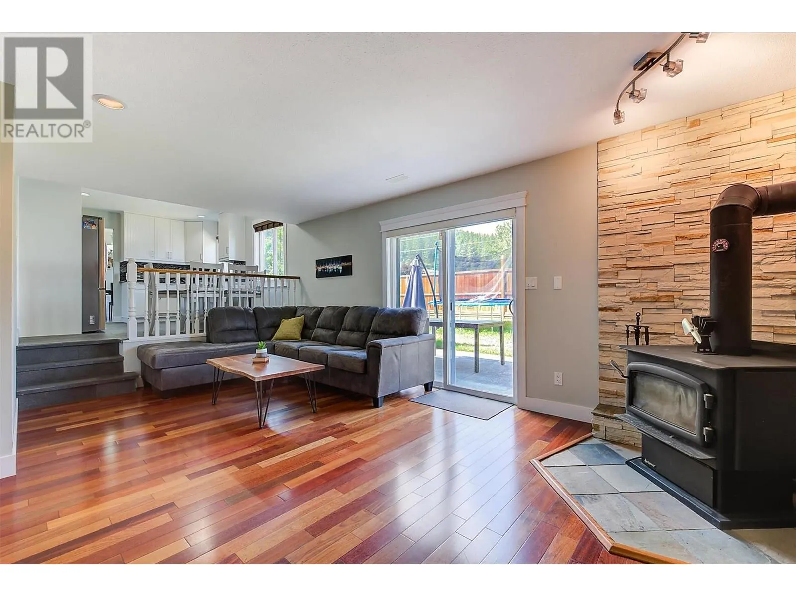 3236 Stonegate Court