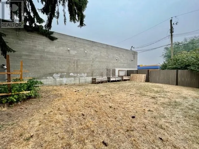 3720 Hoskins Road