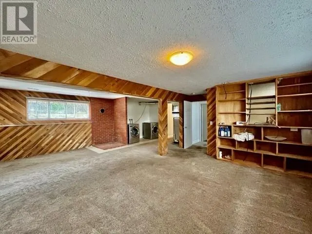 3720 Hoskins Road