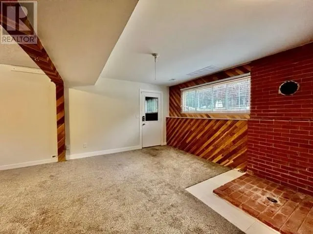 3720 Hoskins Road