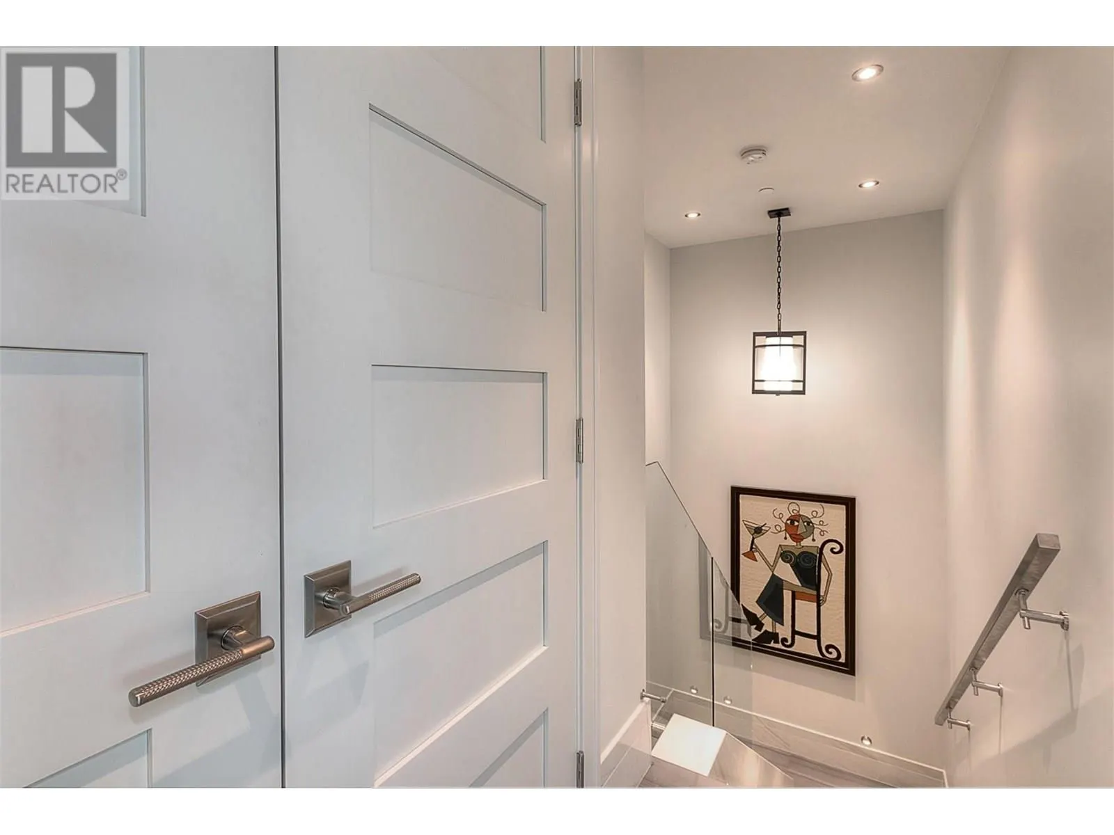 2245 Abbott Street Unit# 301