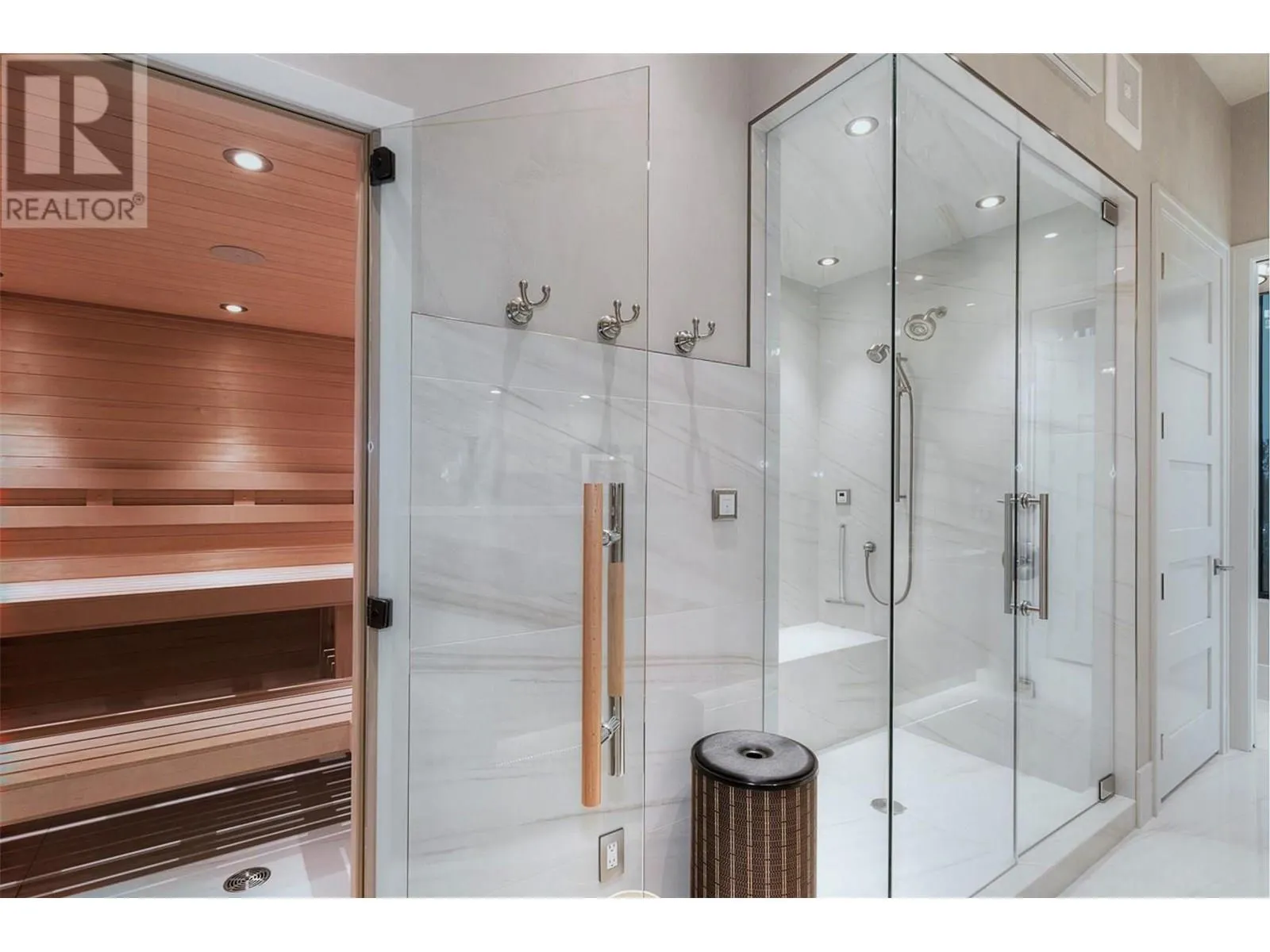 2245 Abbott Street Unit# 301