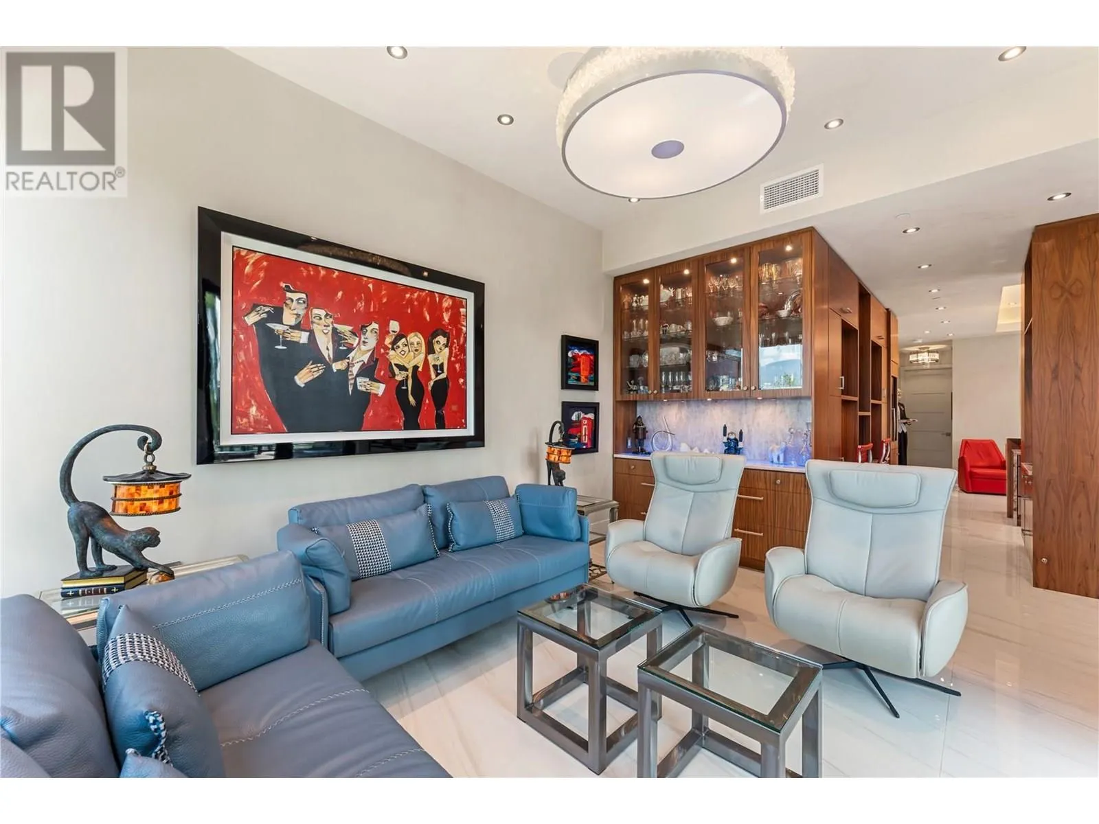 2245 Abbott Street Unit# 301