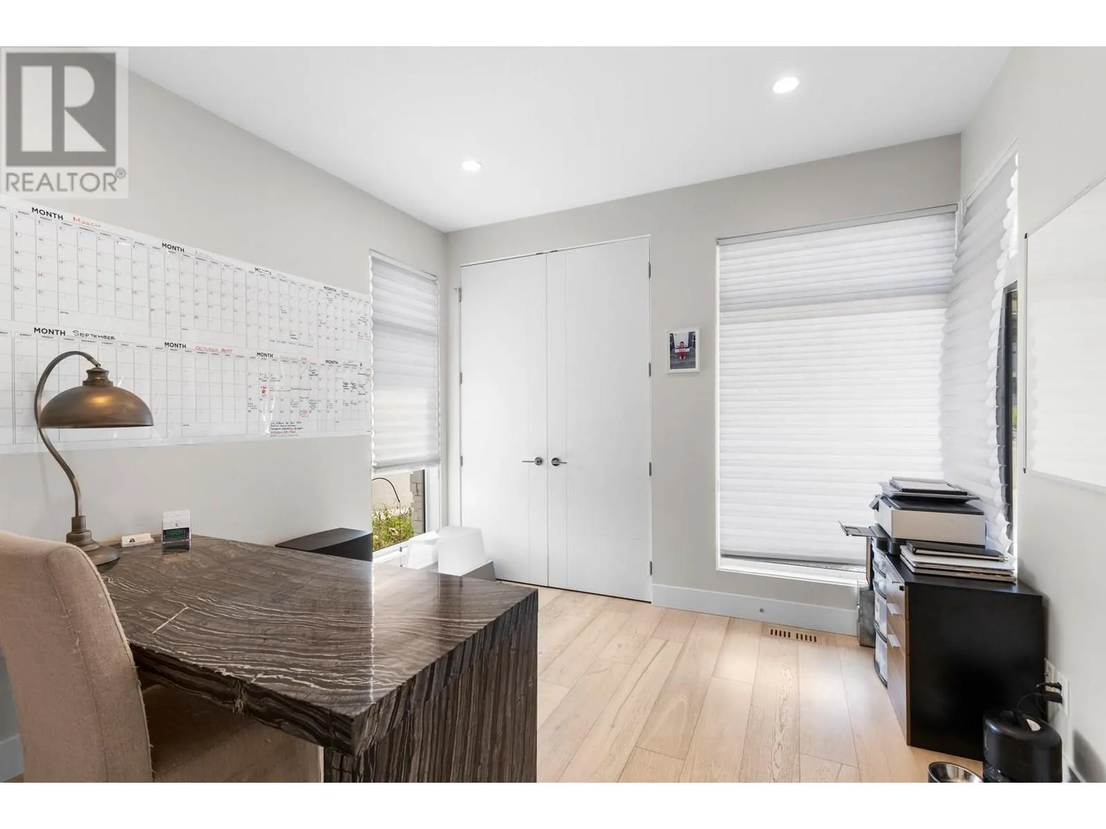 1341 Sladen Crescent