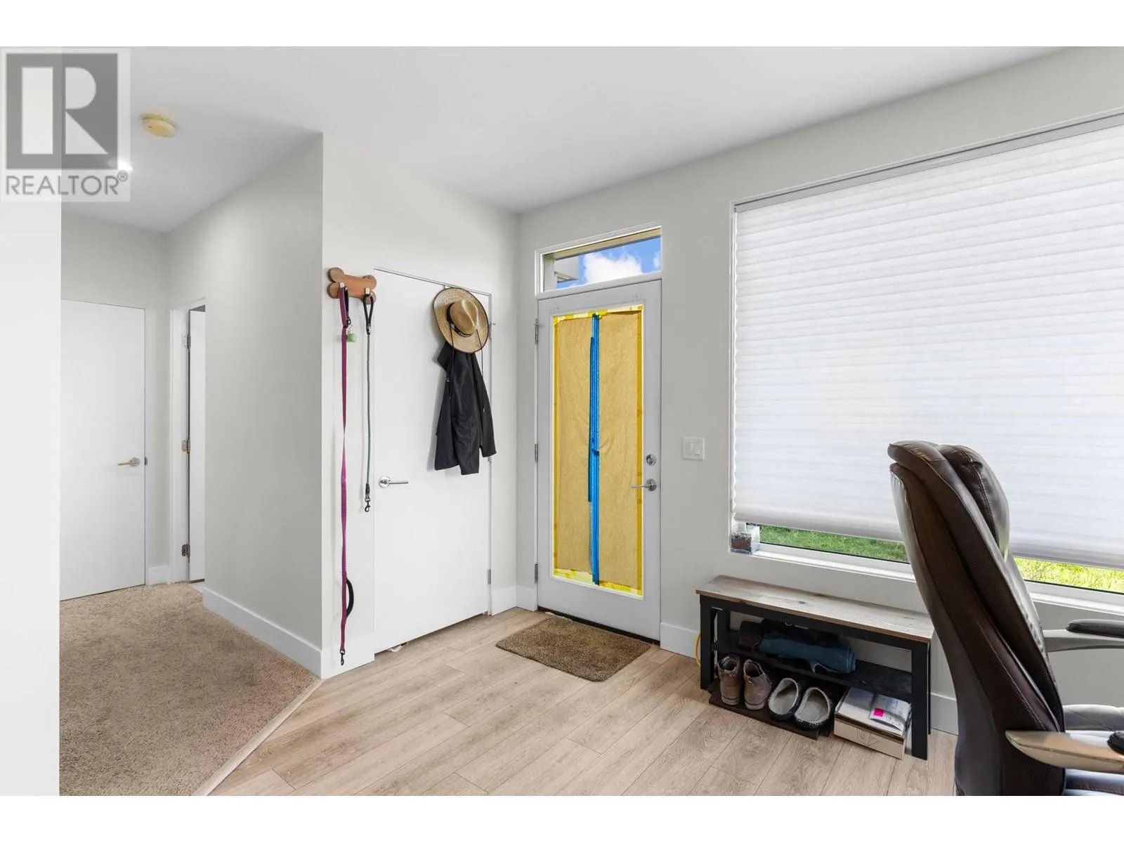 1341 Sladen Crescent
