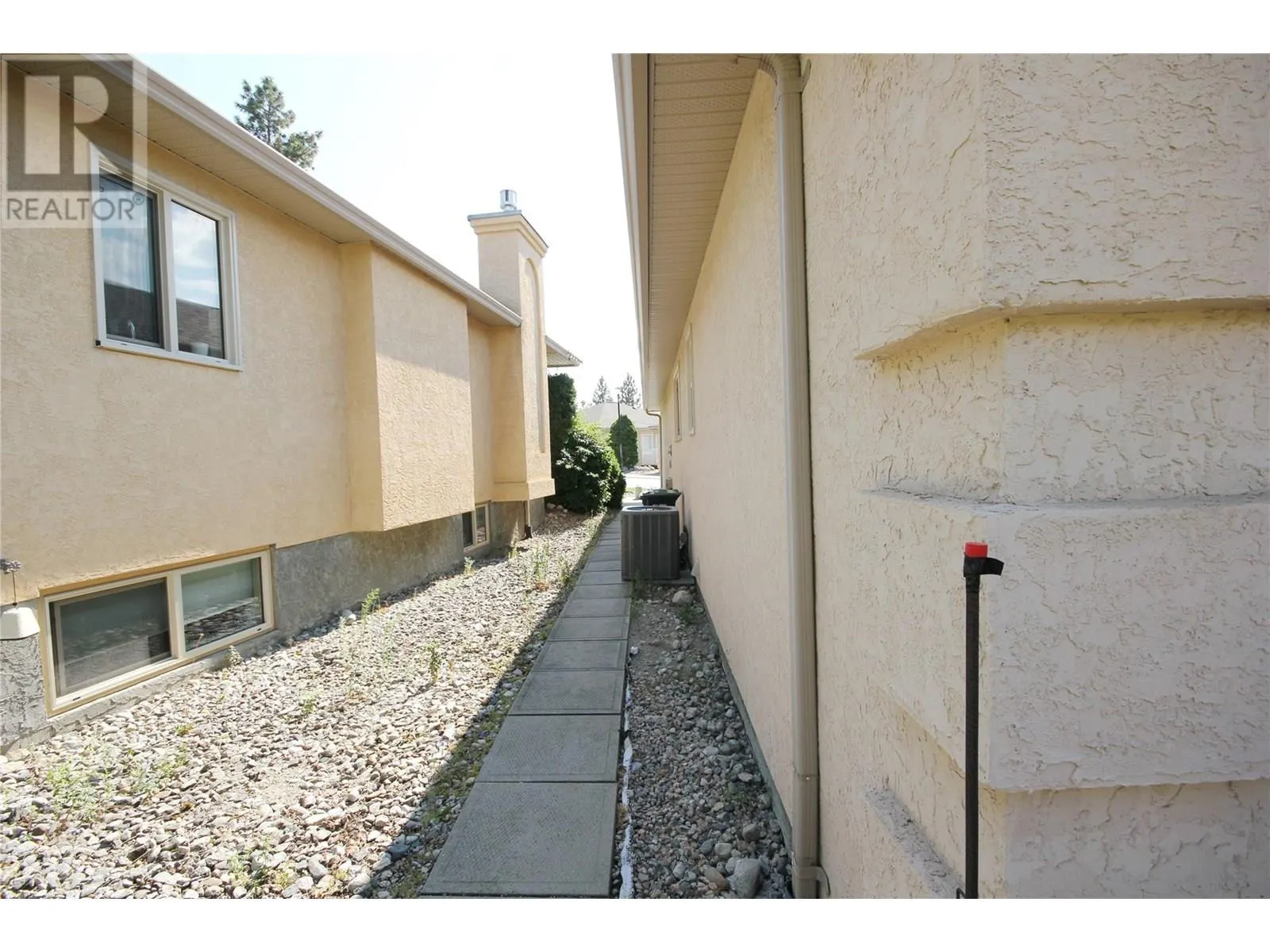 1634 Carmi Avenue Unit# 105