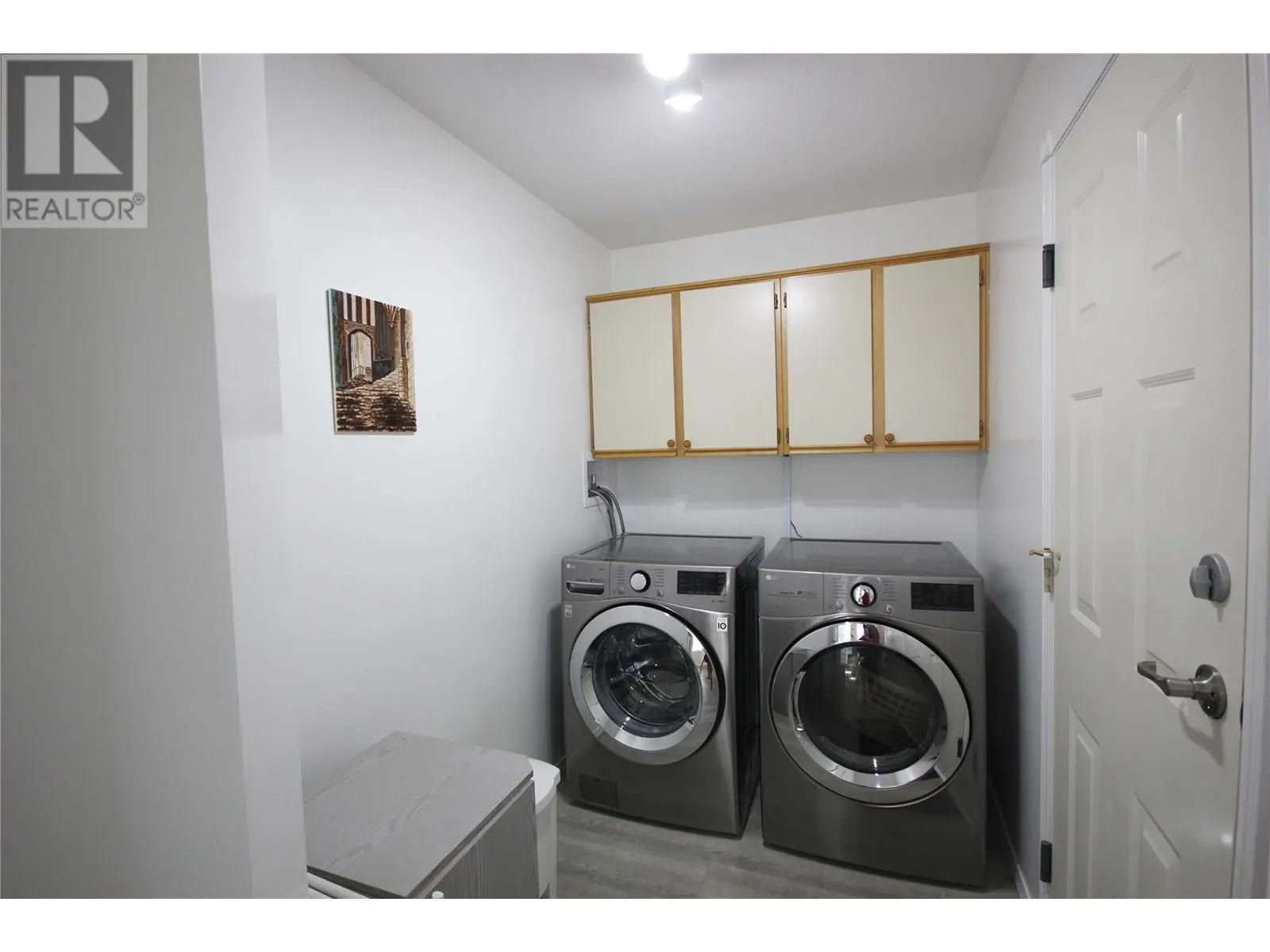 1634 Carmi Avenue Unit# 105