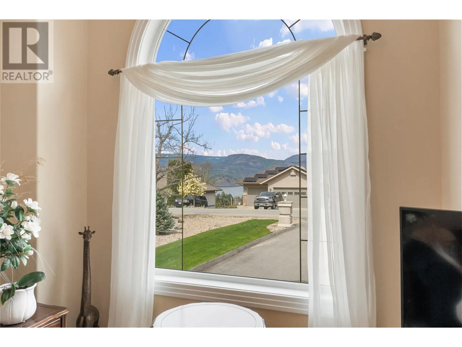 2602 Golf Course Drive