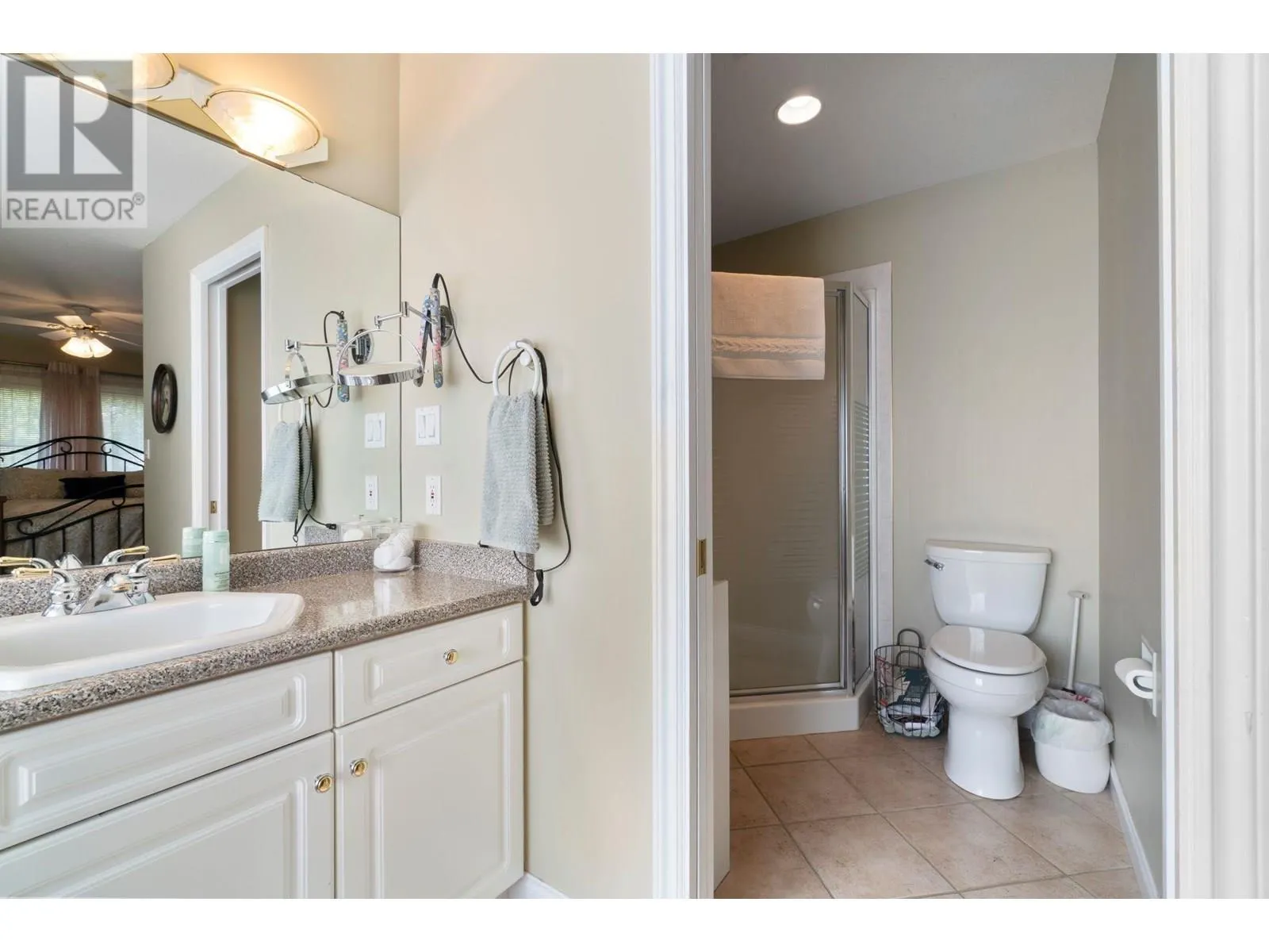 2550 Golf Course Drive Unit# 11