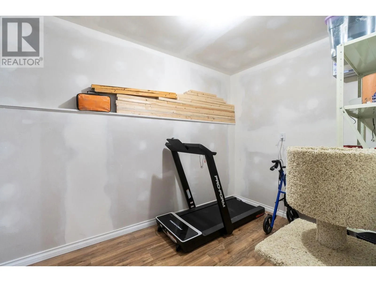 2550 Golf Course Drive Unit# 11