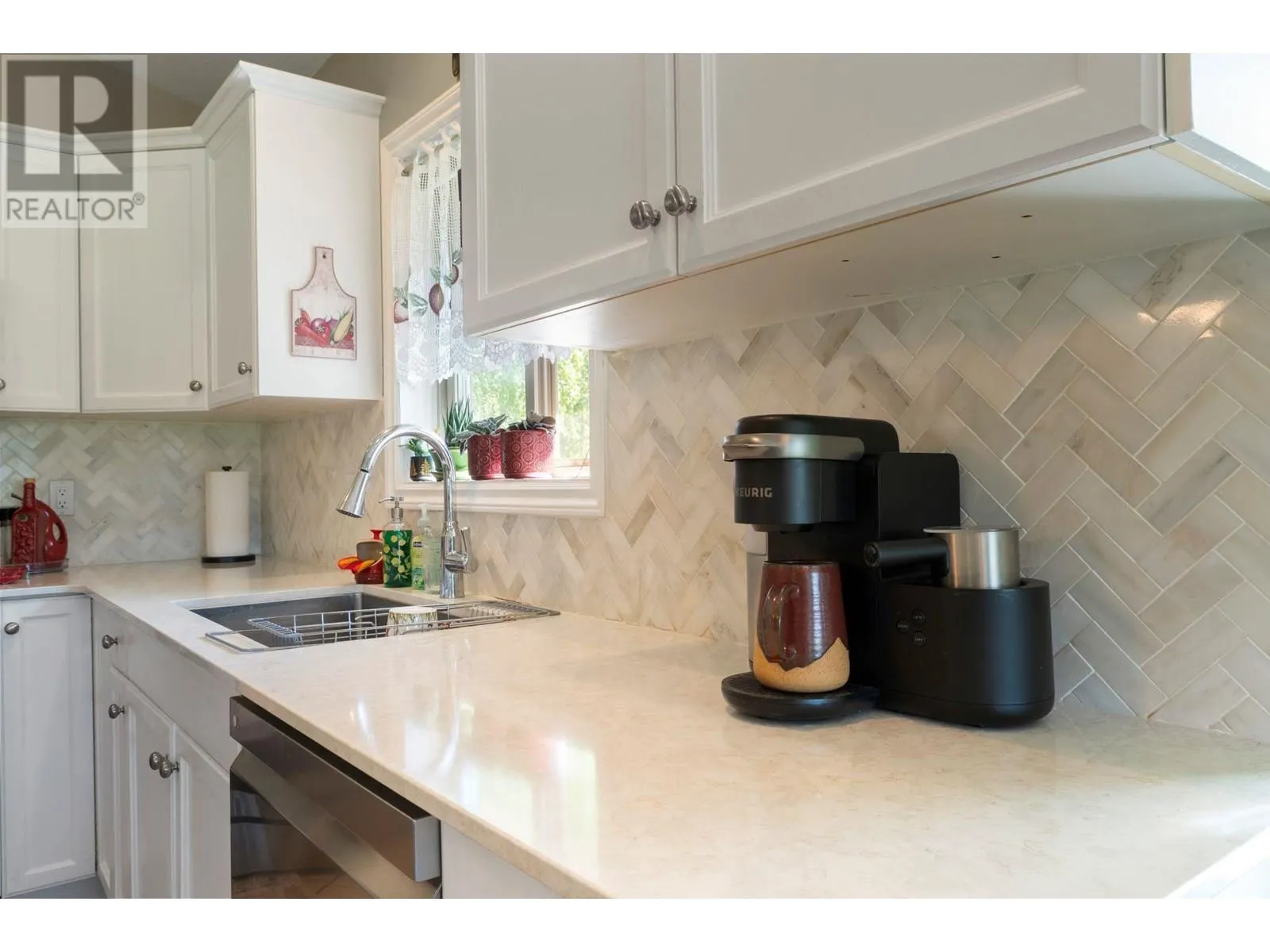 2550 Golf Course Drive Unit# 11
