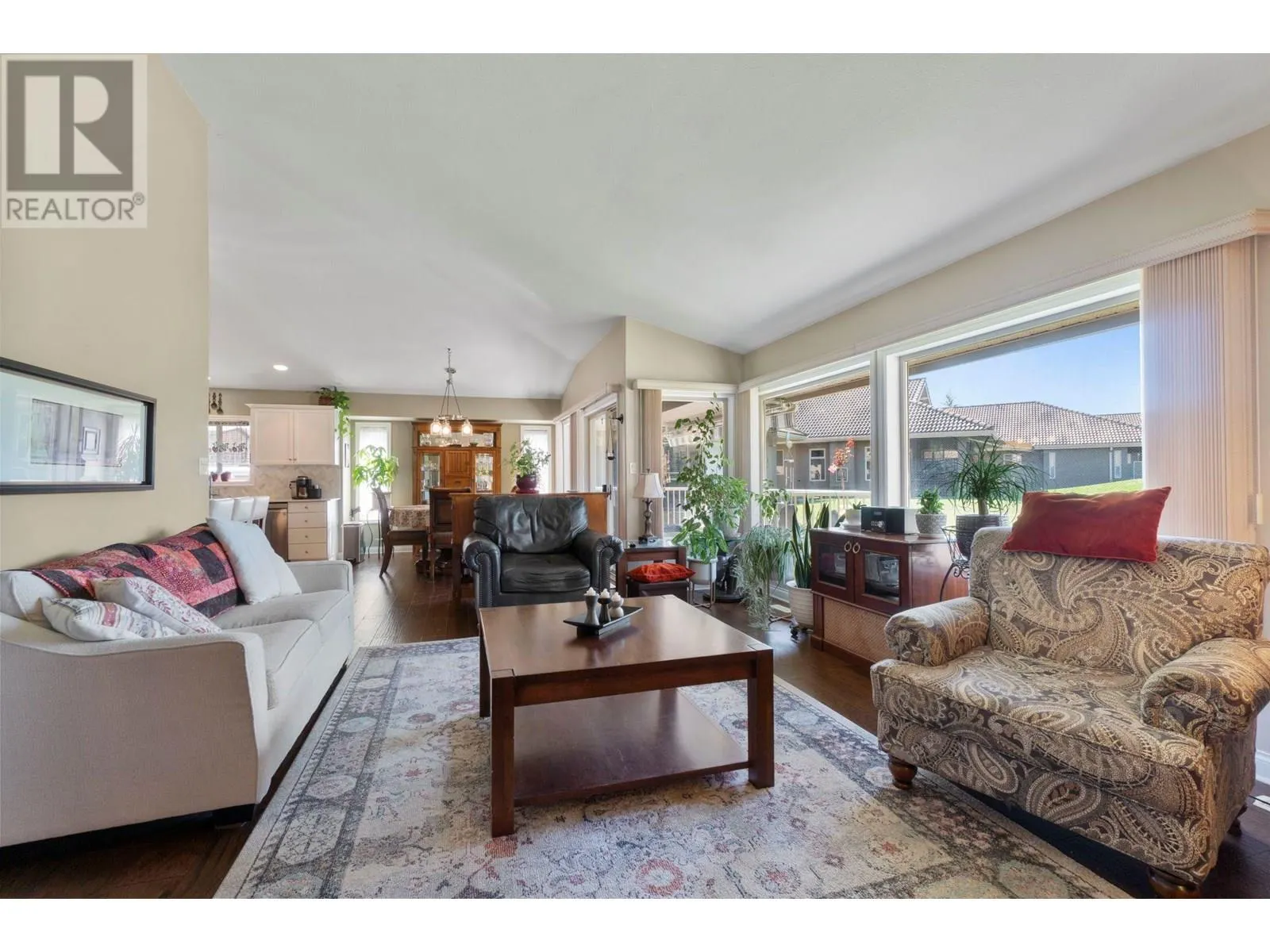 2550 Golf Course Drive Unit# 11