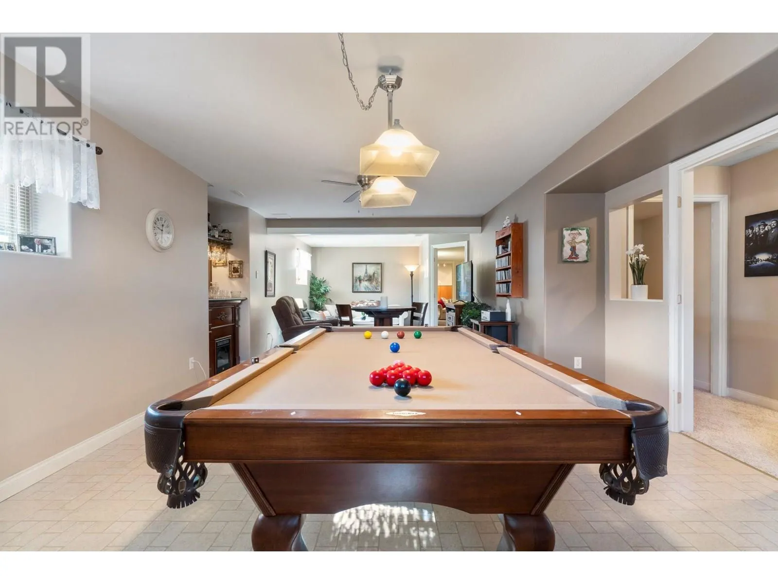 2550 Golf Course Drive Unit# 11