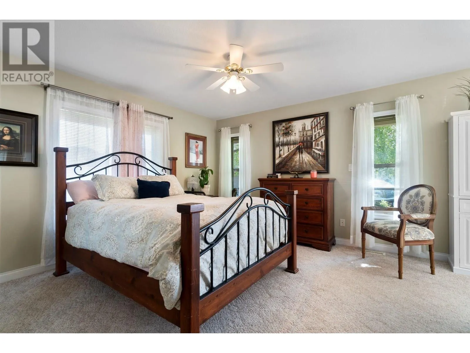 2550 Golf Course Drive Unit# 11
