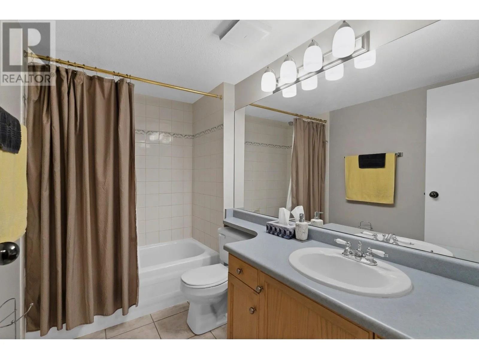 730 Badke Road Unit# 211