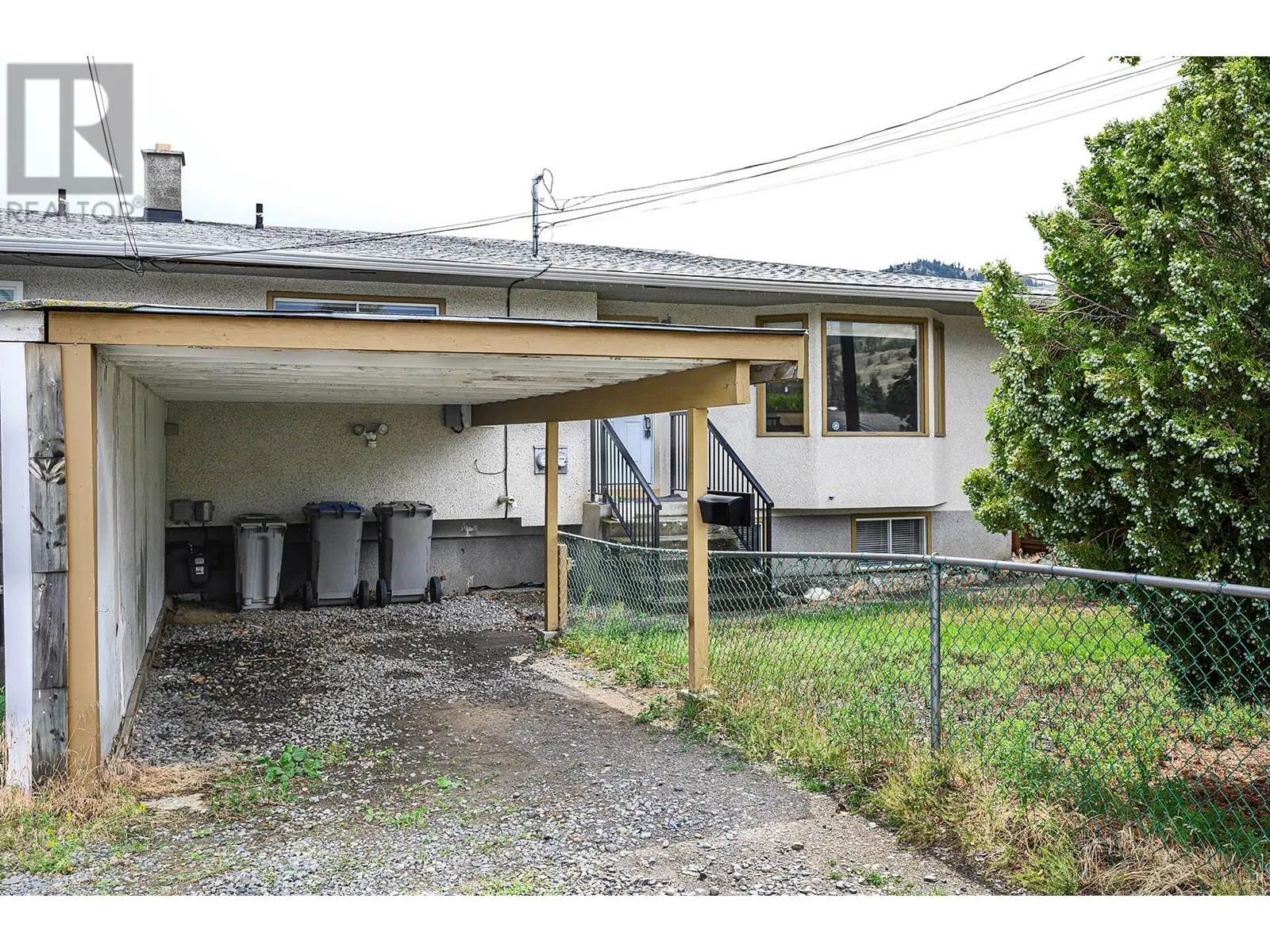 747 LYNE Road