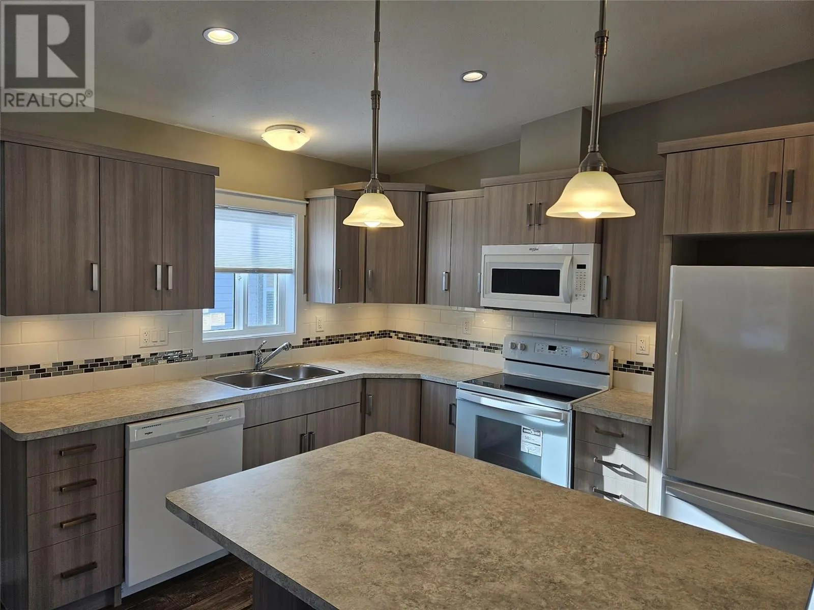 1118 Middle Bench Road Unit# 3