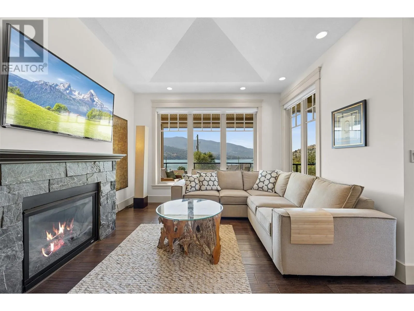 8758 Hofer Drive