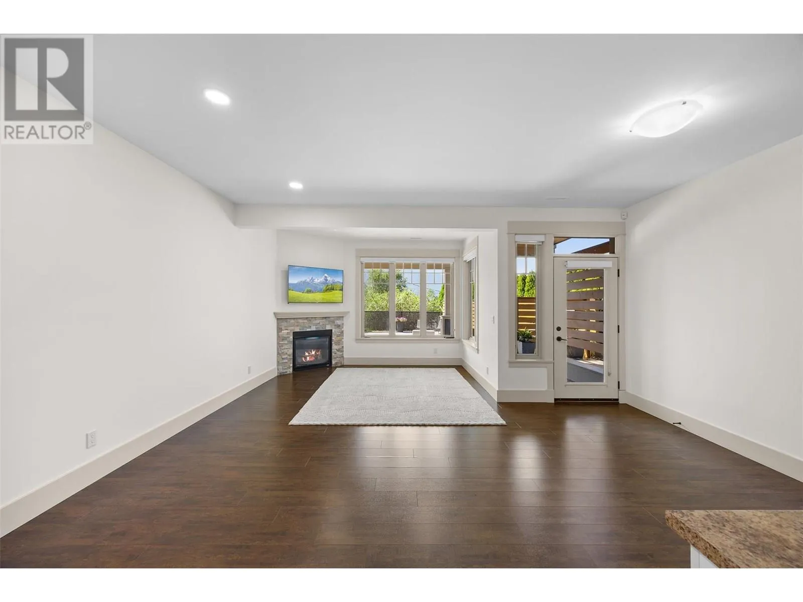 8758 Hofer Drive