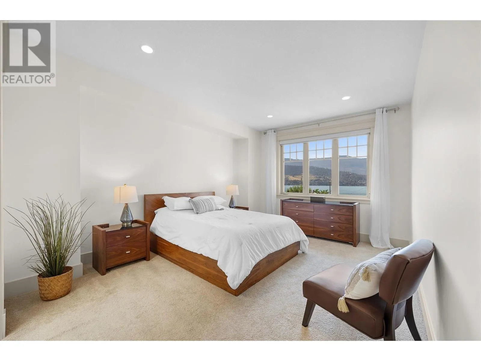 8758 Hofer Drive