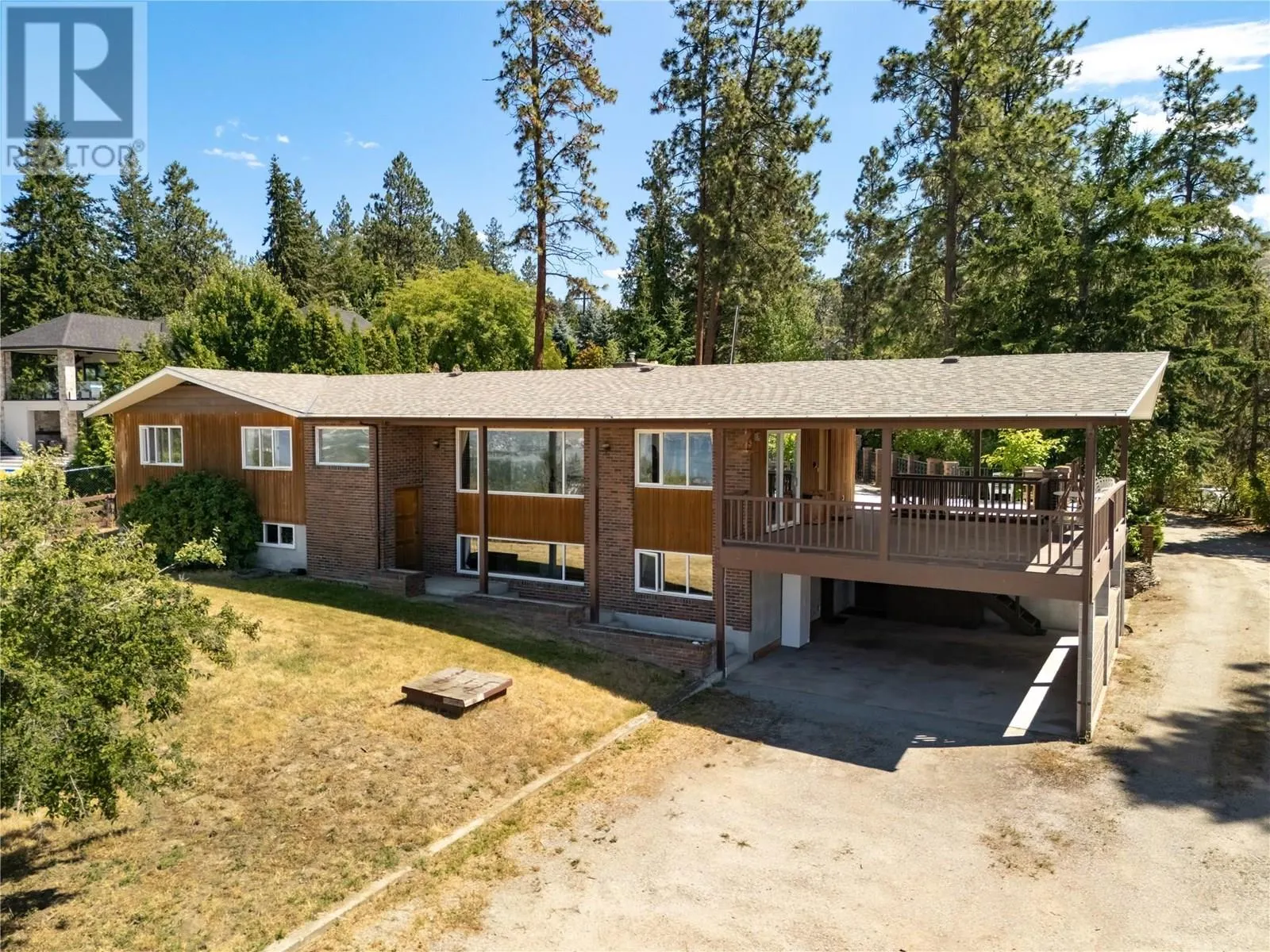 482 OKAVIEW Road