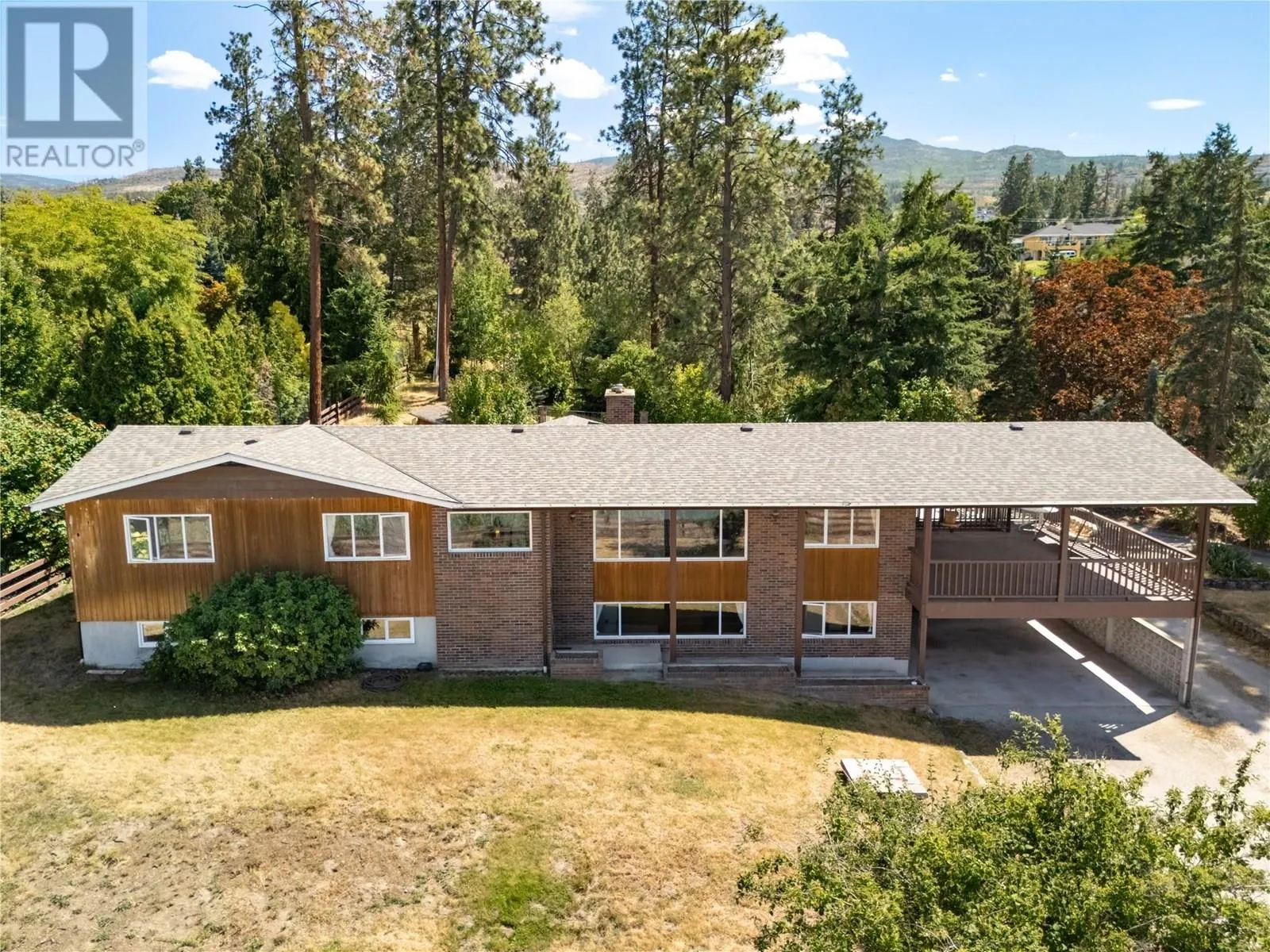 482 OKAVIEW Road