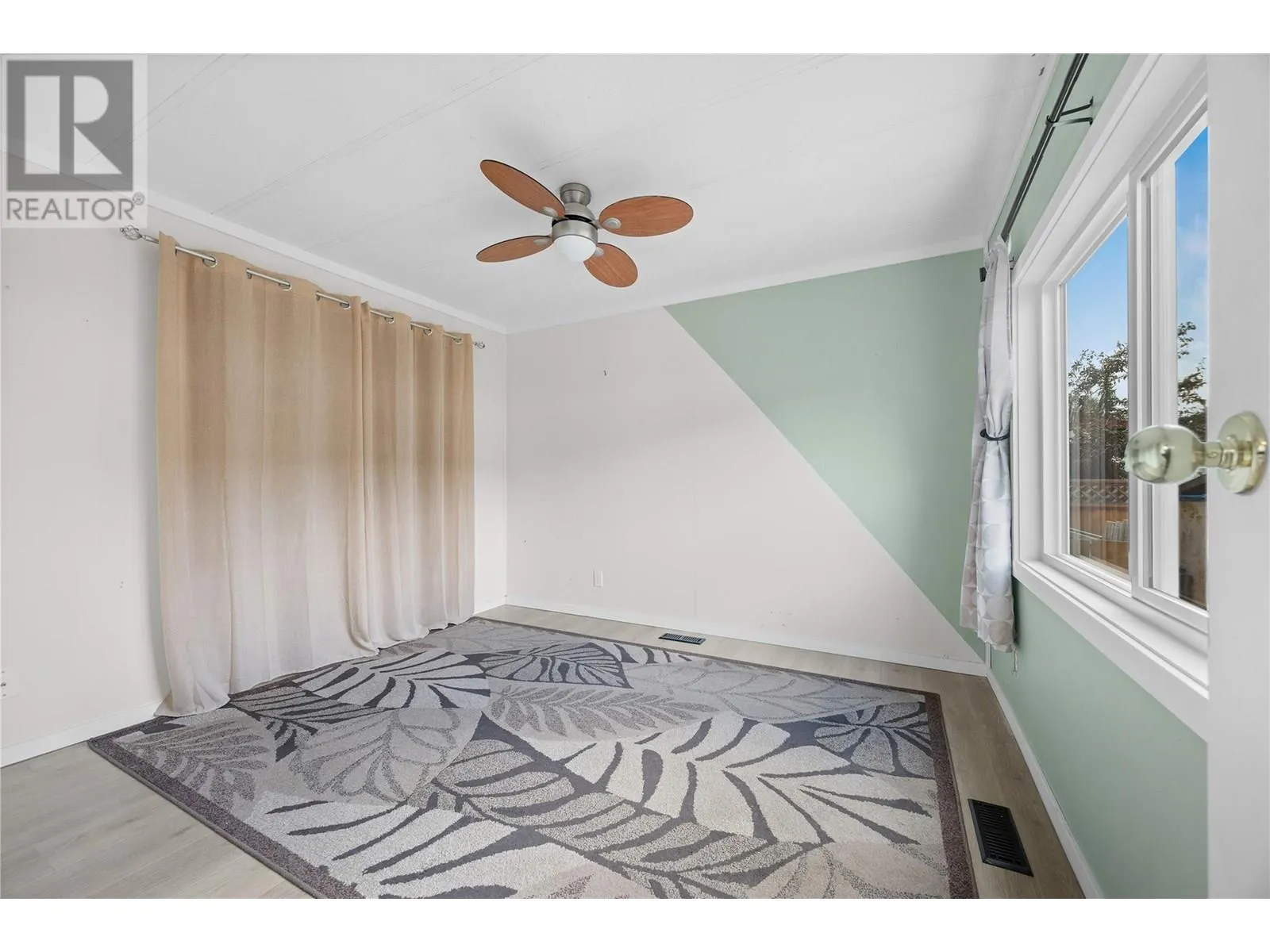 1881 Boucherie Road Unit# 59