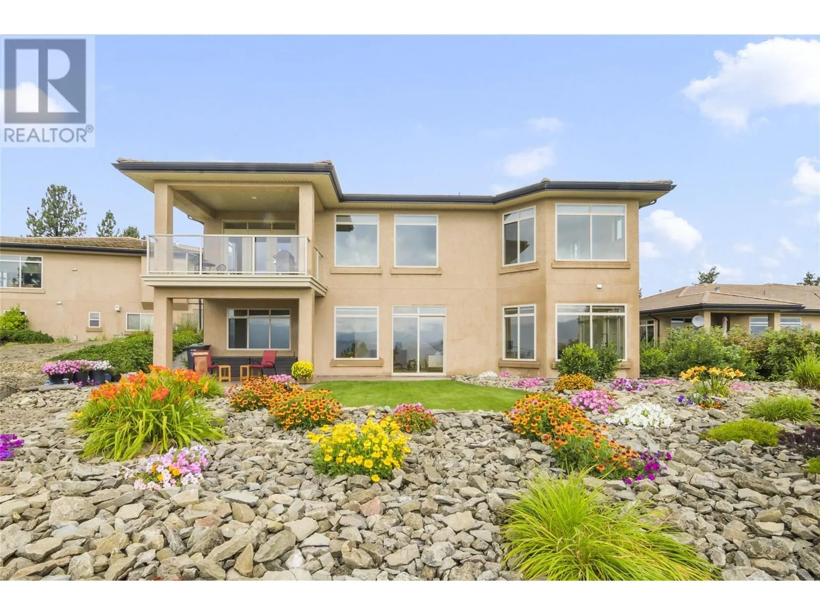 2213 Waddington Court Unit# 17
