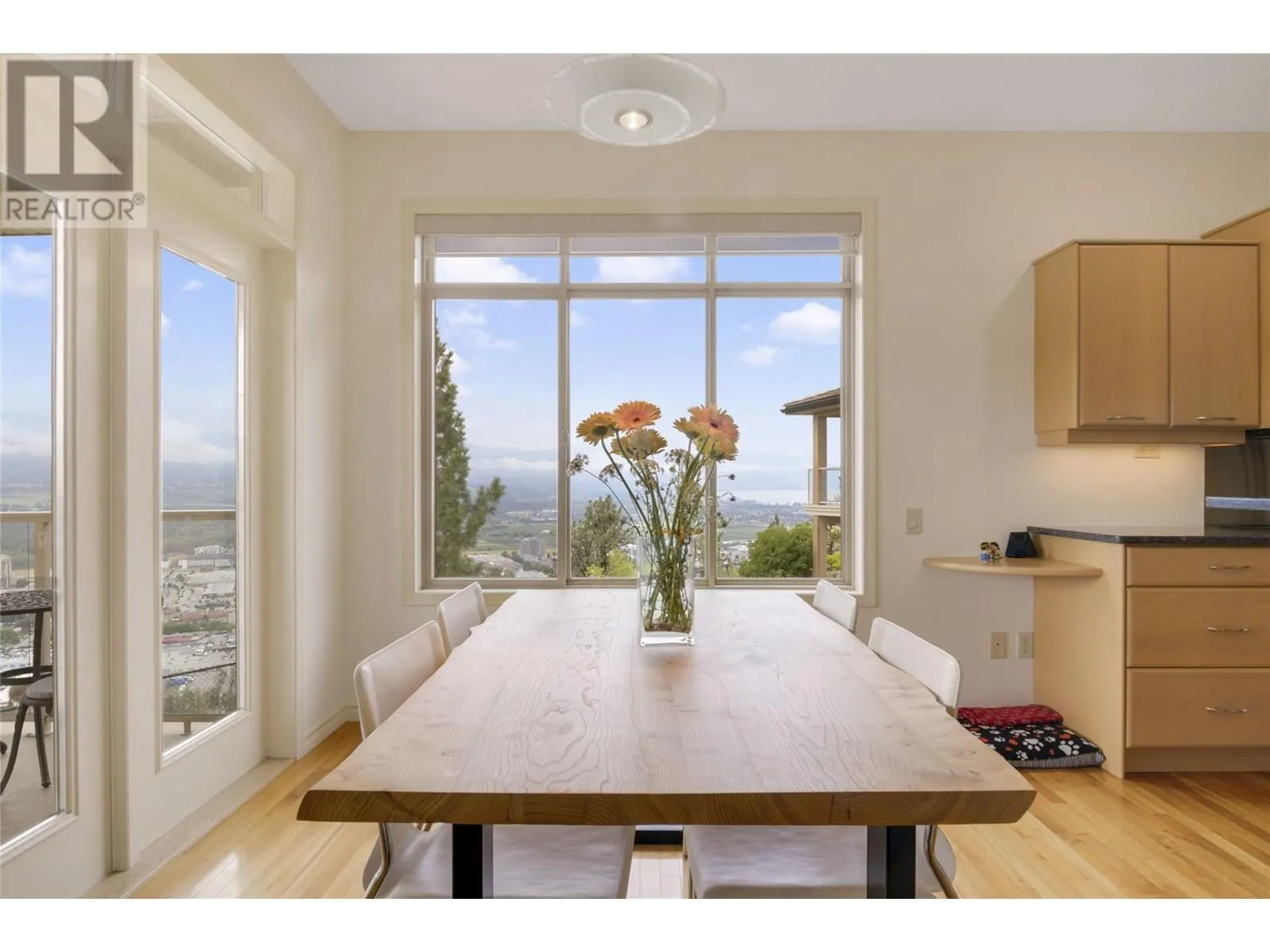 2213 Waddington Court Unit# 17