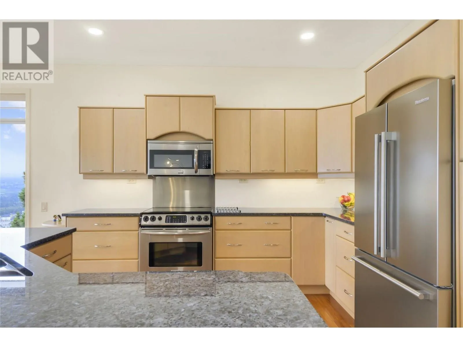 2213 Waddington Court Unit# 17