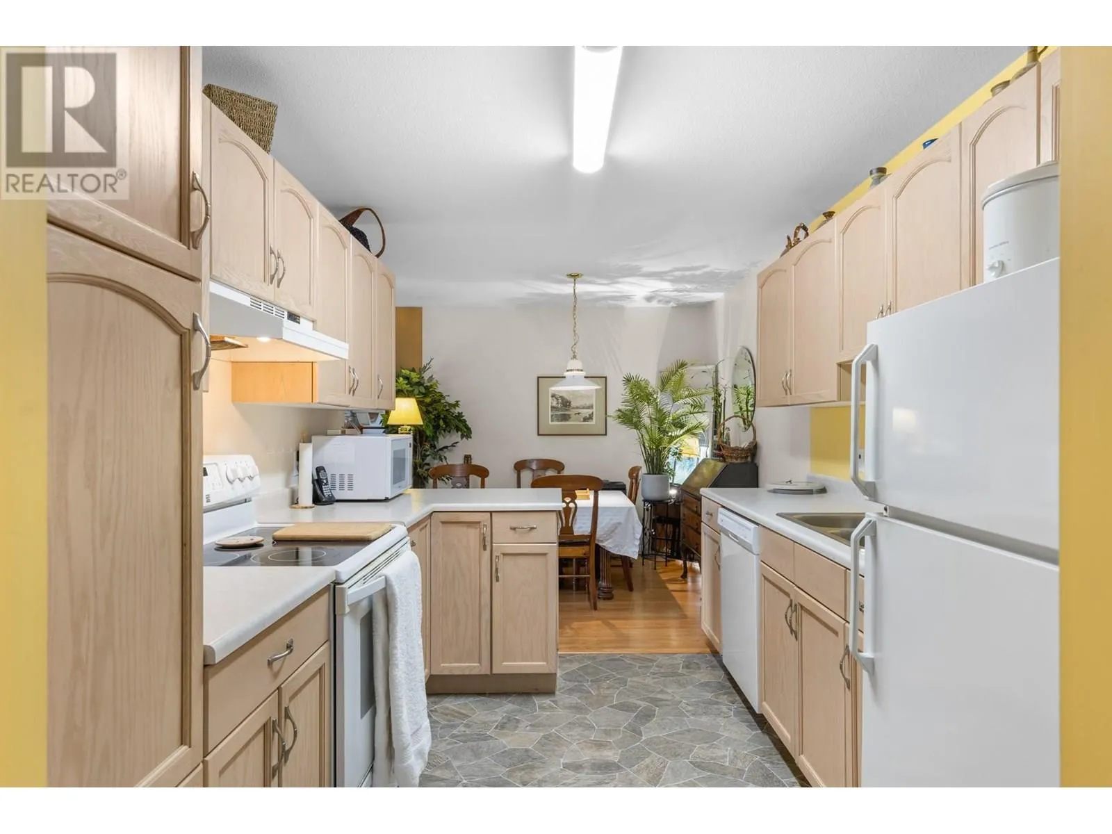 3160 Casorso Road Unit# 116