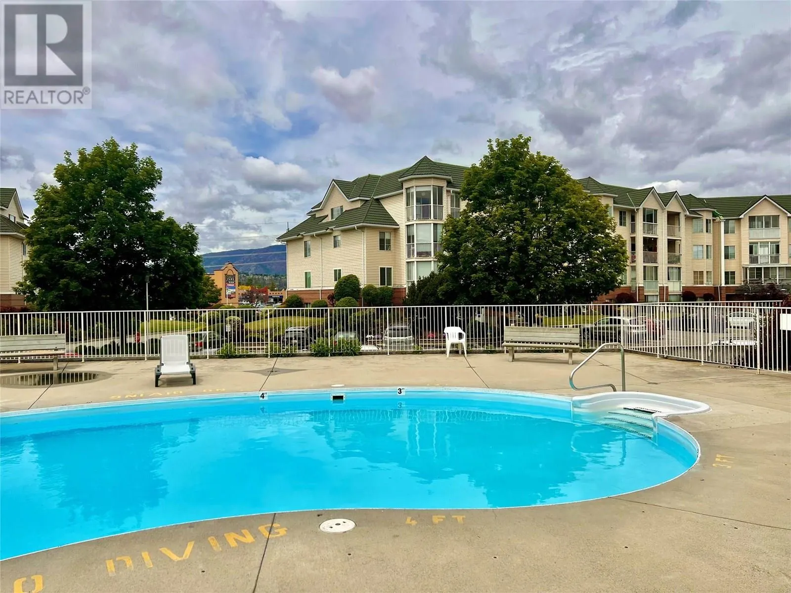 3160 Casorso Road Unit# 116