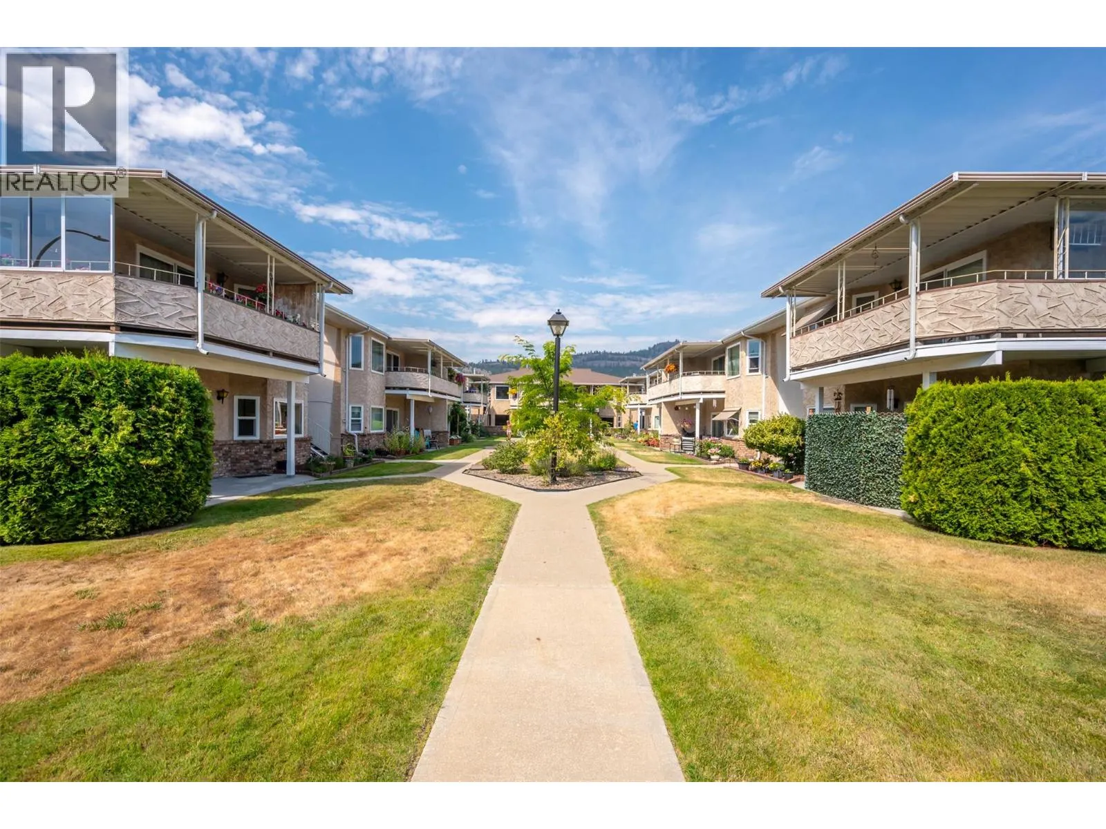 13620 Victoria Road N Unit# 11