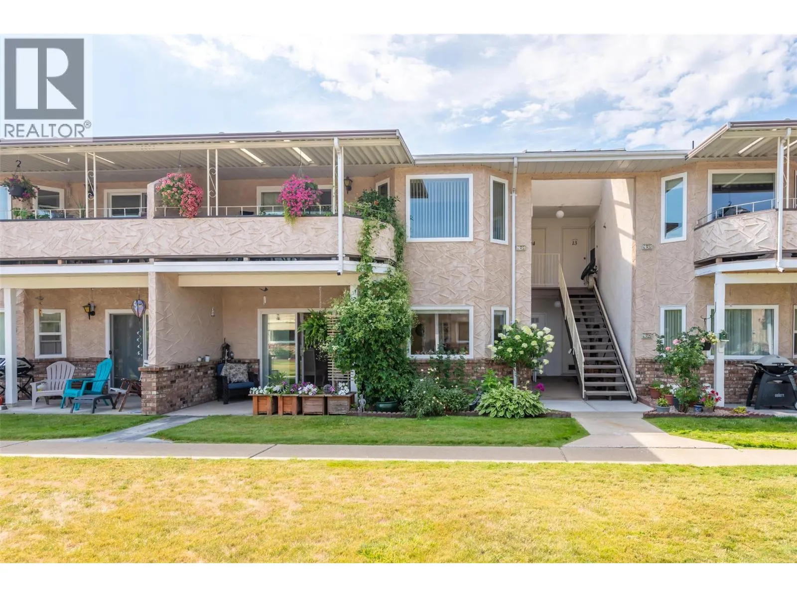 13620 Victoria Road N Unit# 11