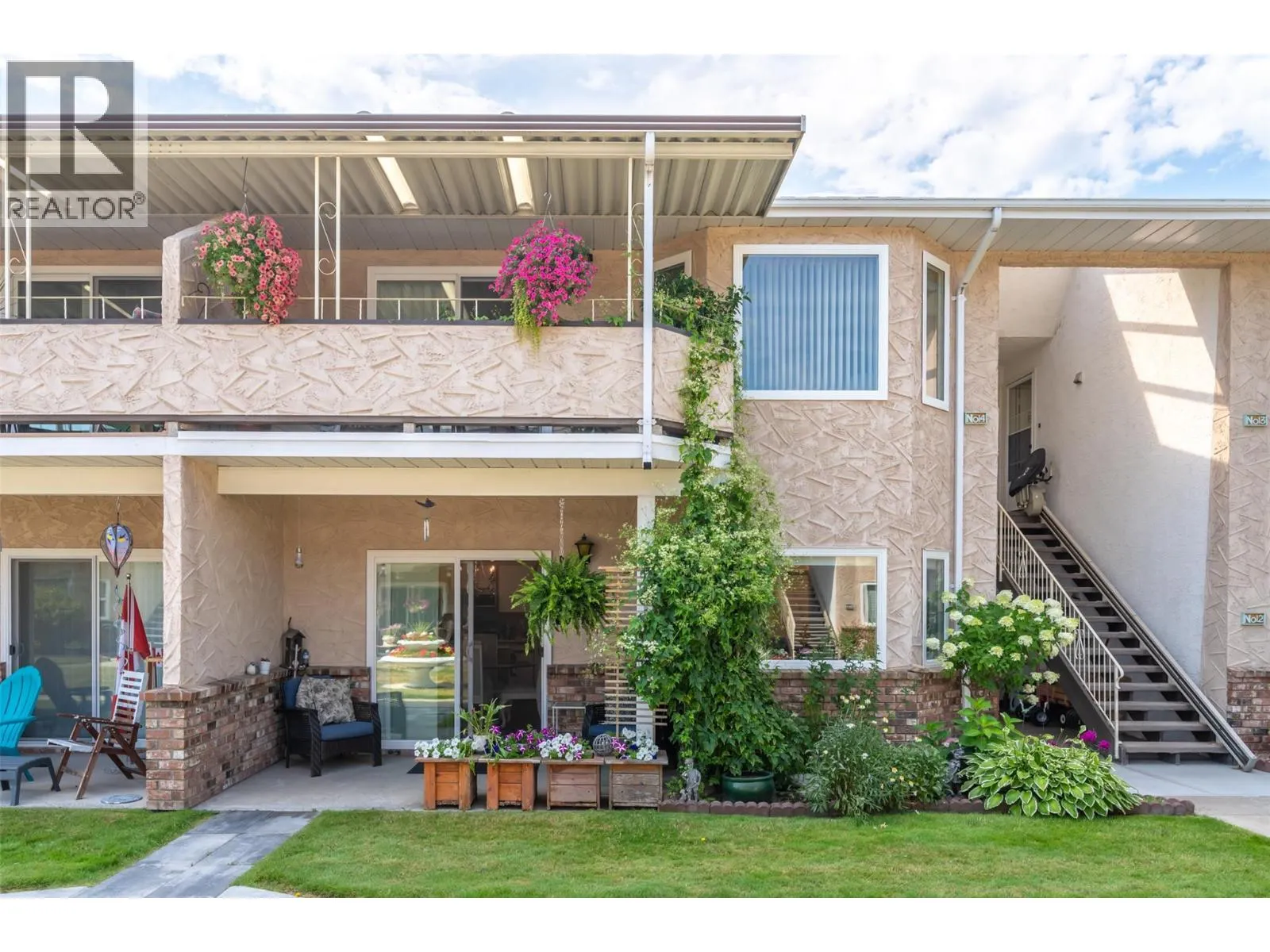 13620 Victoria Road N Unit# 11