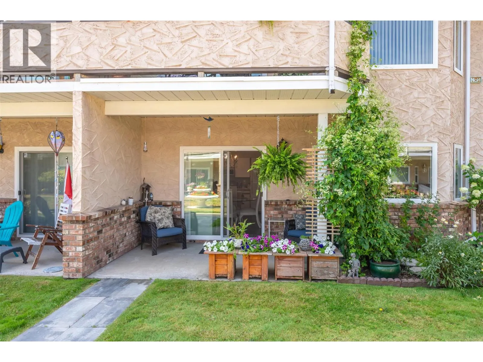 13620 Victoria Road N Unit# 11