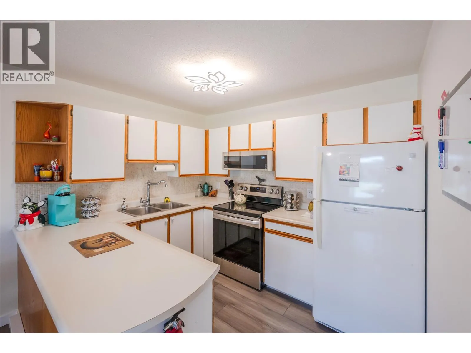 13620 Victoria Road N Unit# 11
