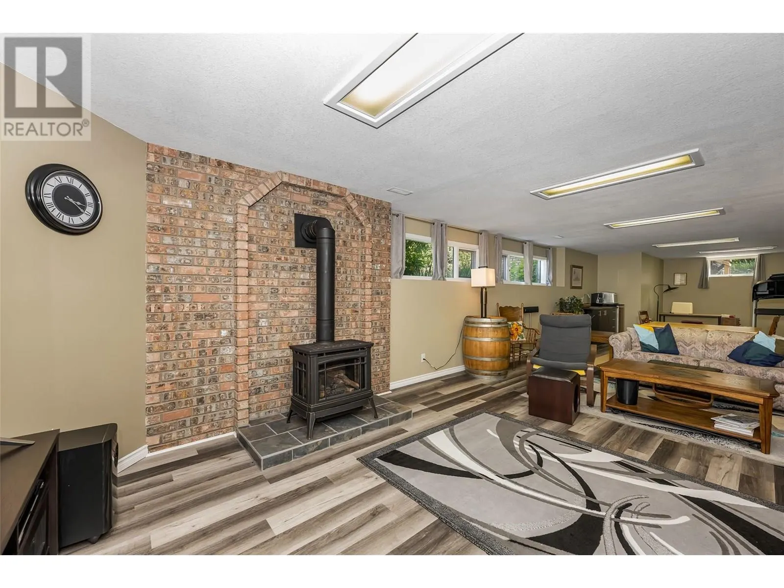 1108 14 Avenue Unit# 118