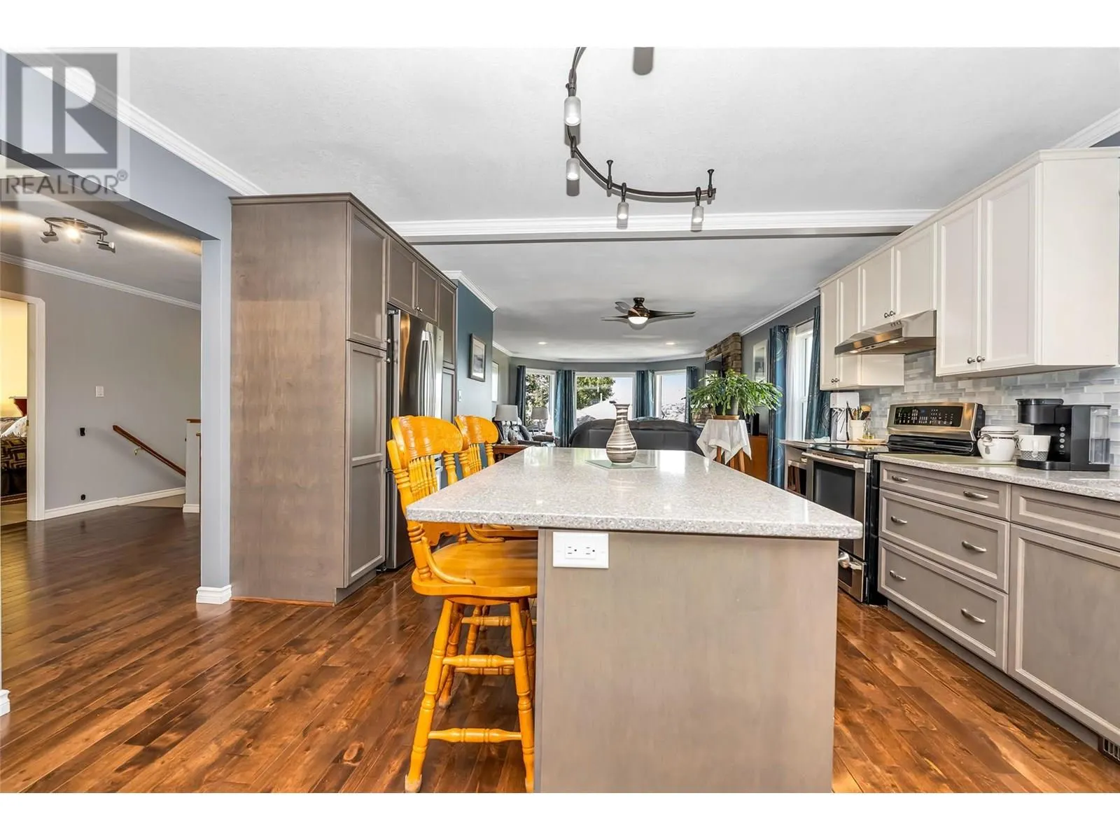 1108 14 Avenue Unit# 118