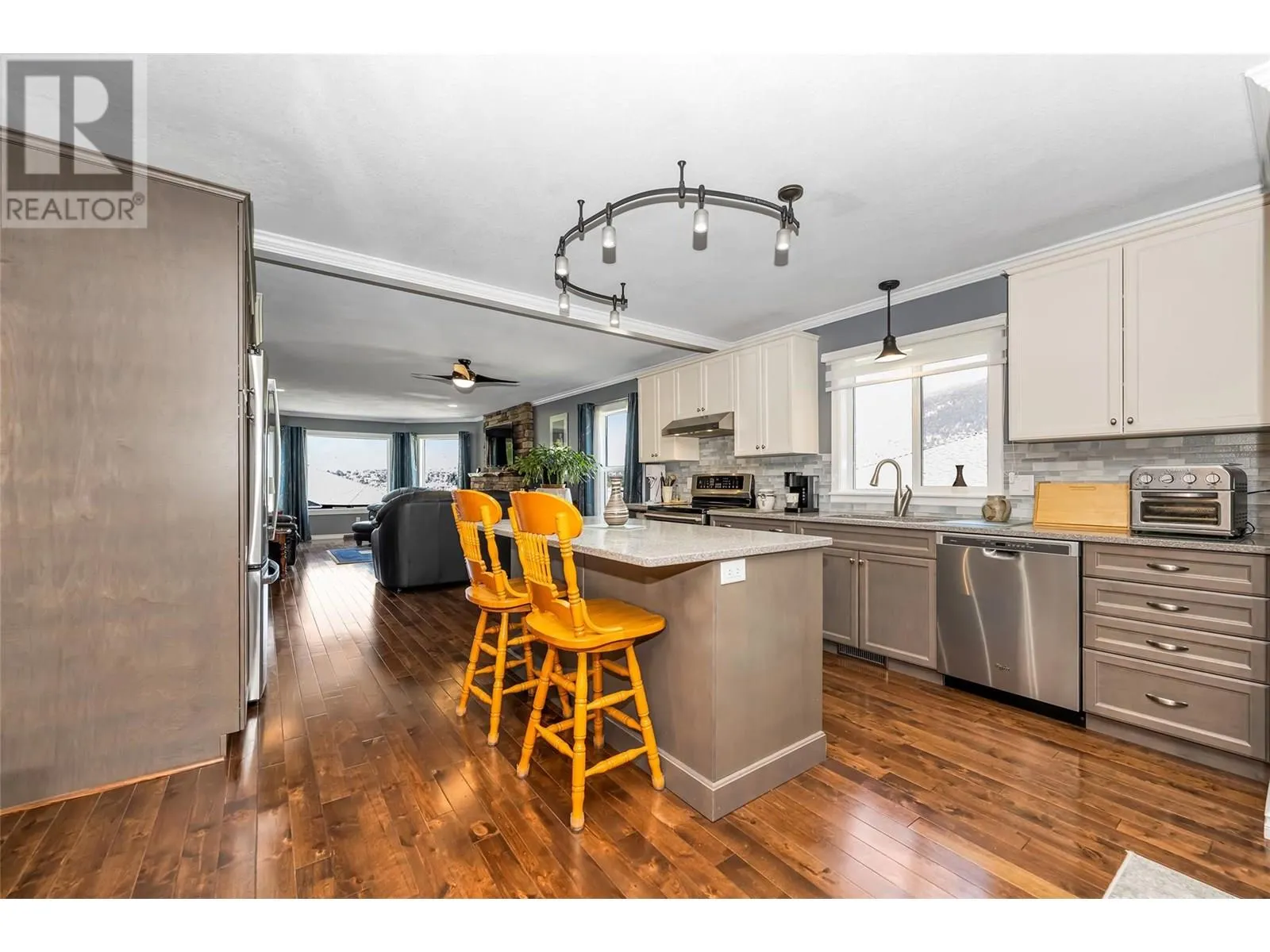 1108 14 Avenue Unit# 118