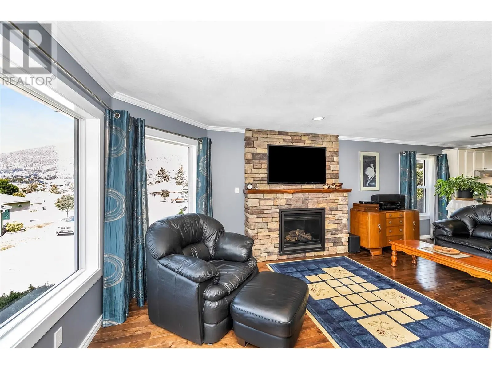 1108 14 Avenue Unit# 118