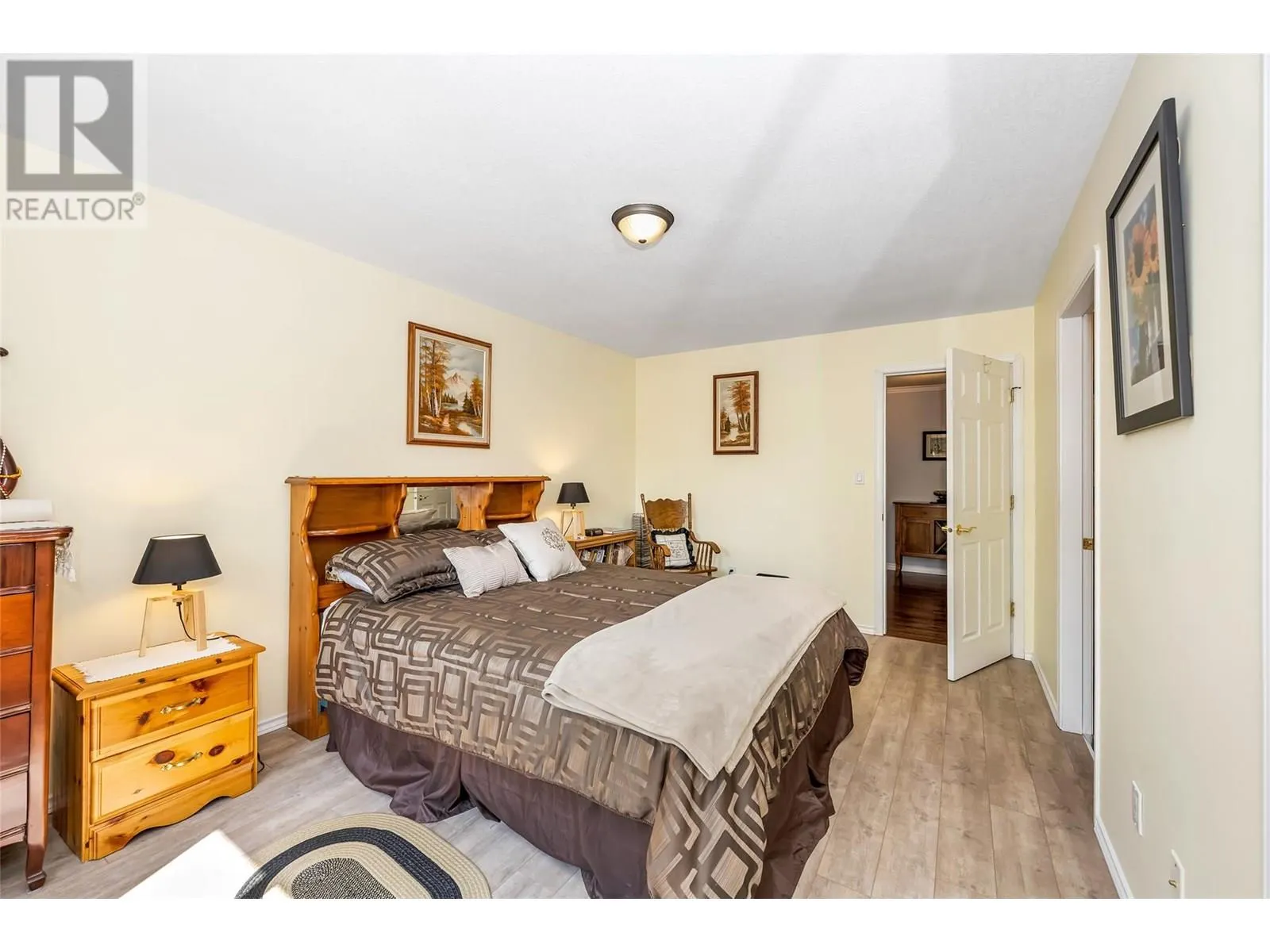 1108 14 Avenue Unit# 118