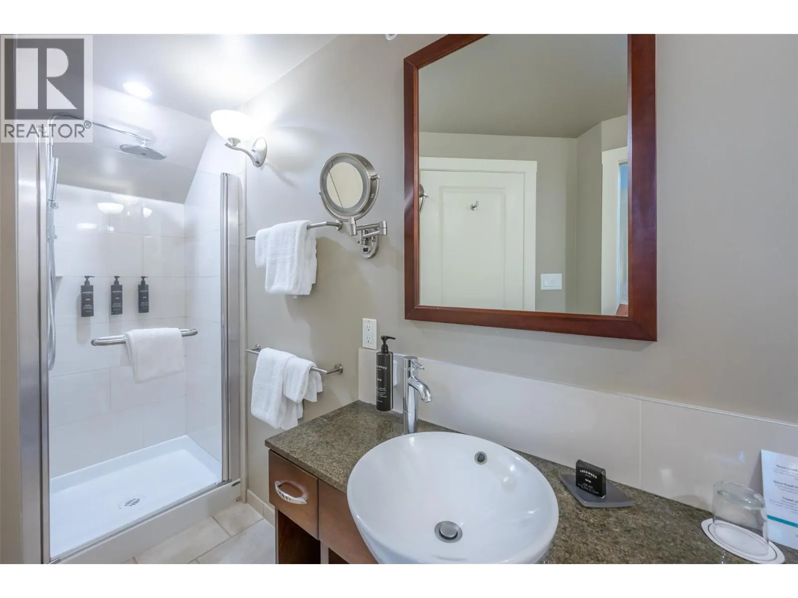 13011 Lakeshore Drive Unit# 364