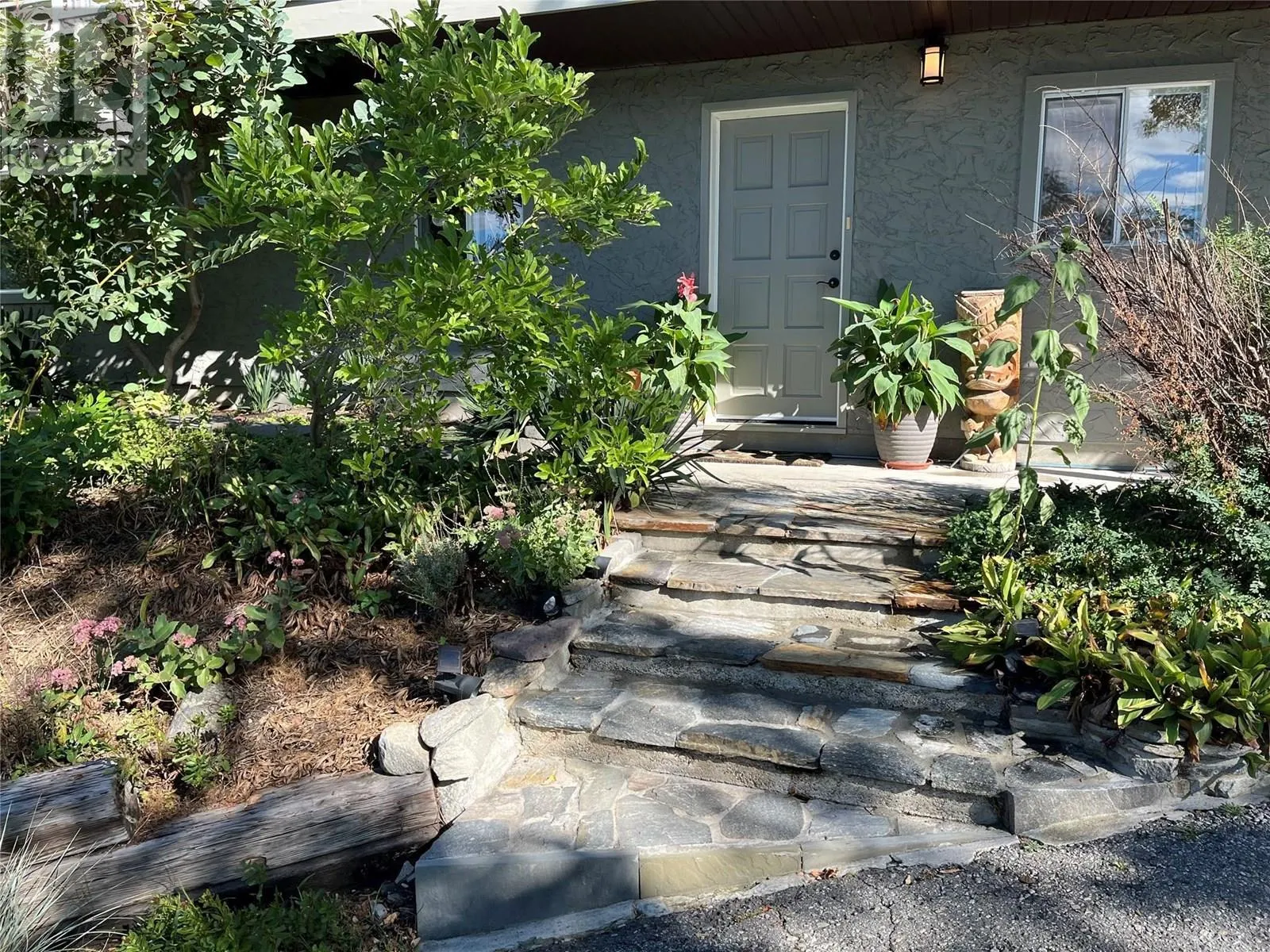 3812 Albrecht Road
