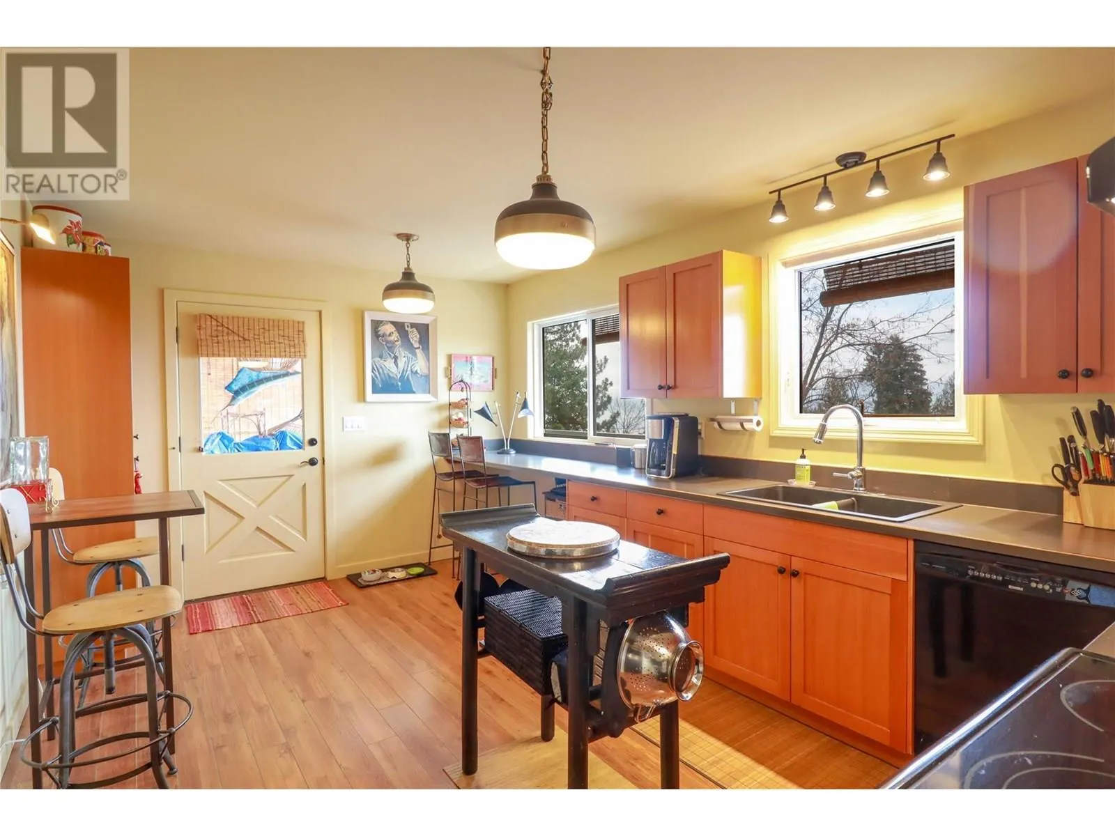 3812 Albrecht Road