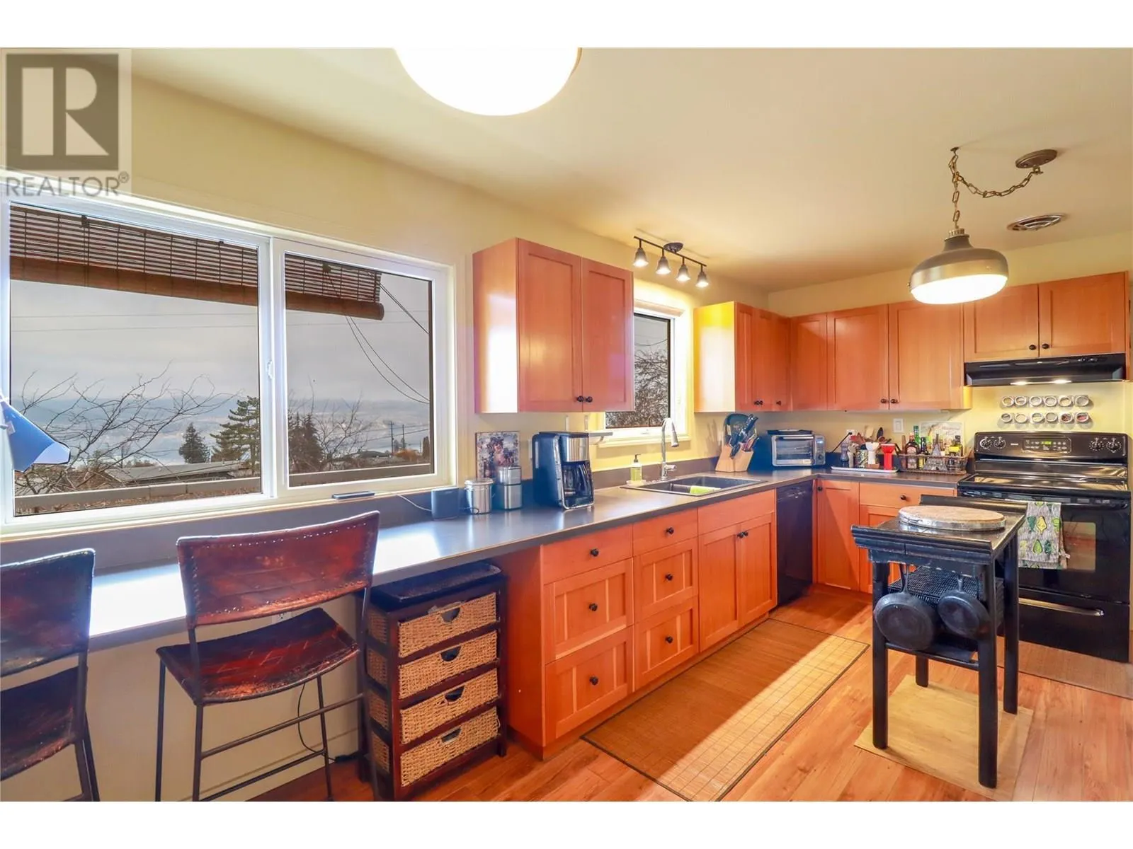 3812 Albrecht Road