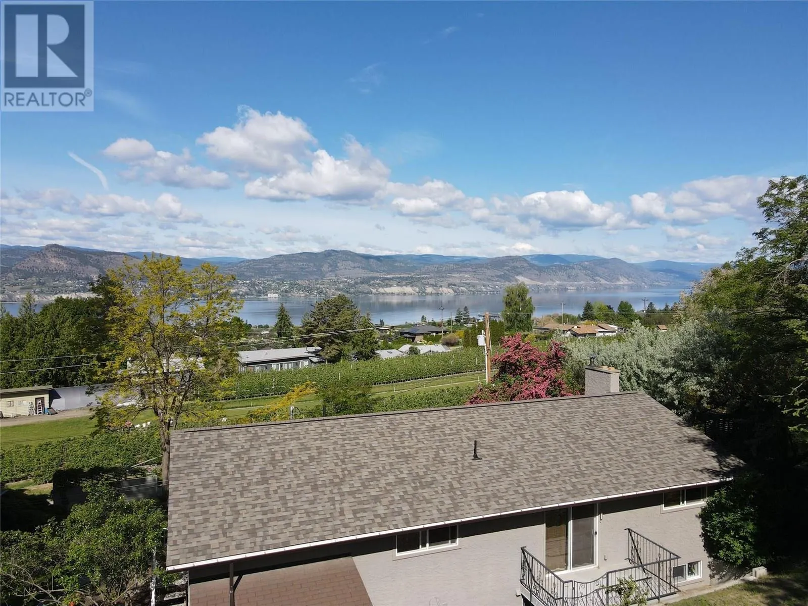 3812 Albrecht Road